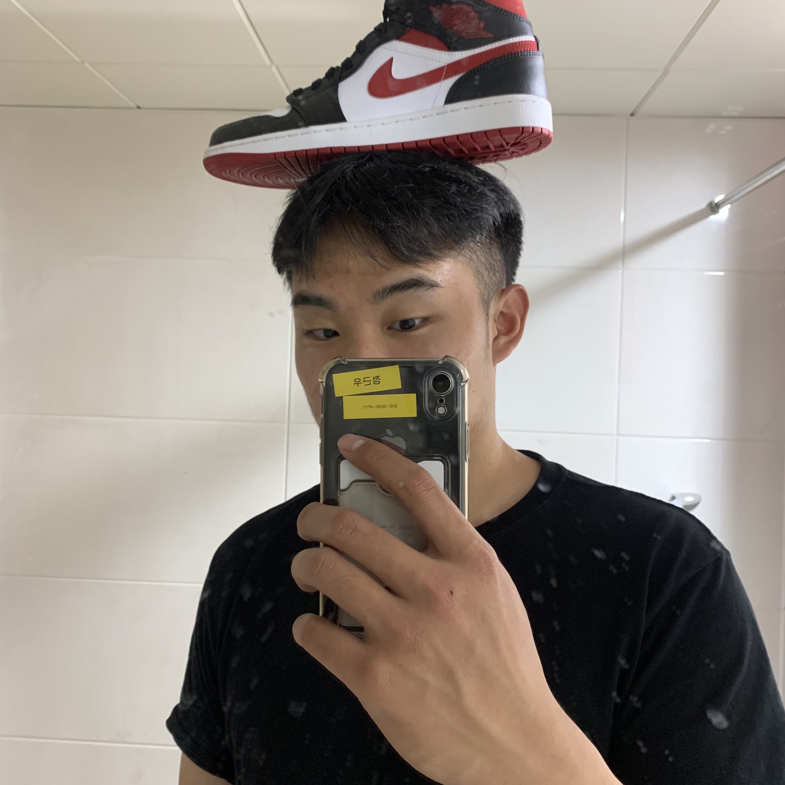 Jordan 1 Mid Gym Red Black White 착용 스타일