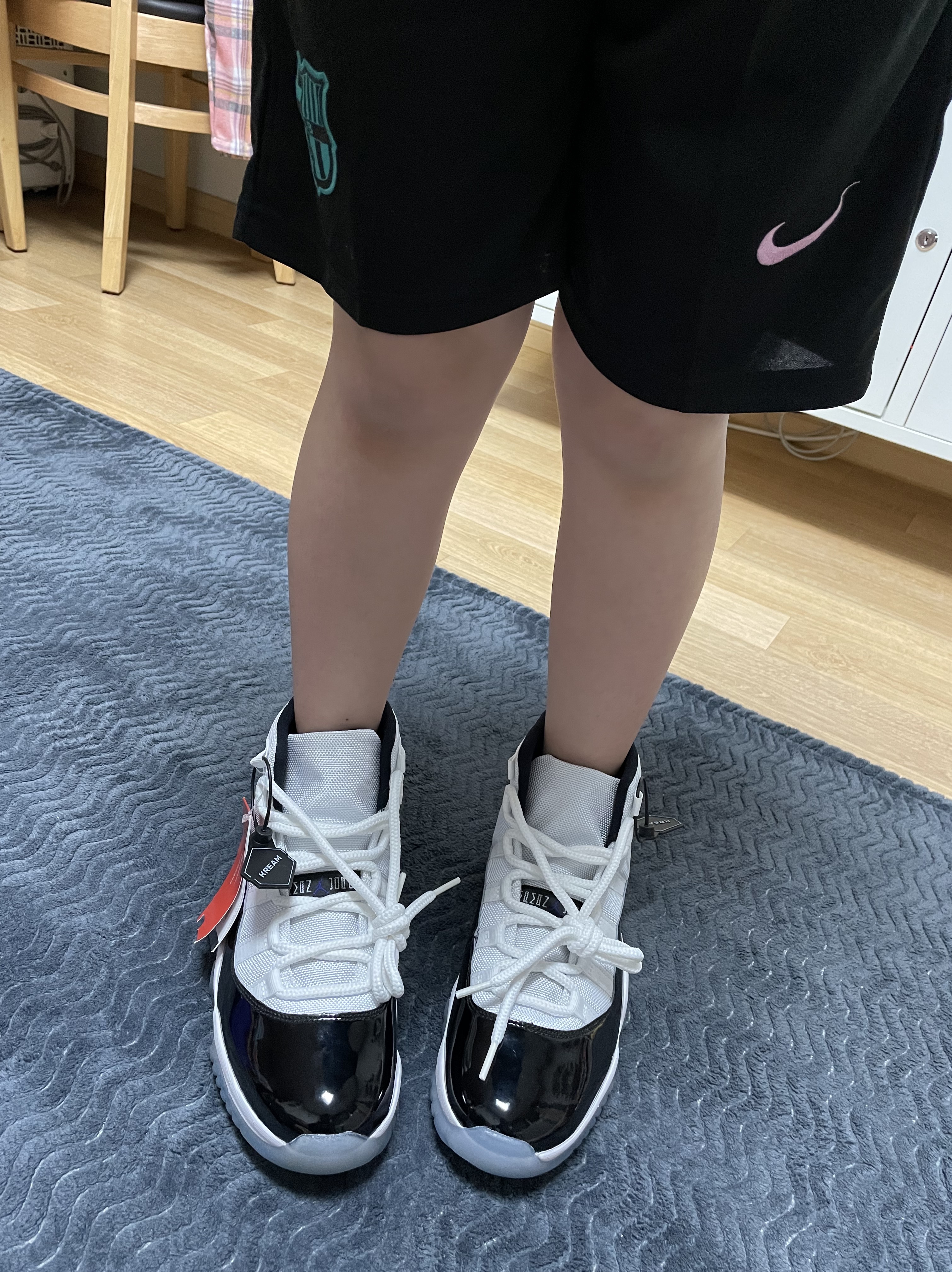 Jordan 11 Retro Concord 2018 착용 스타일 - 2