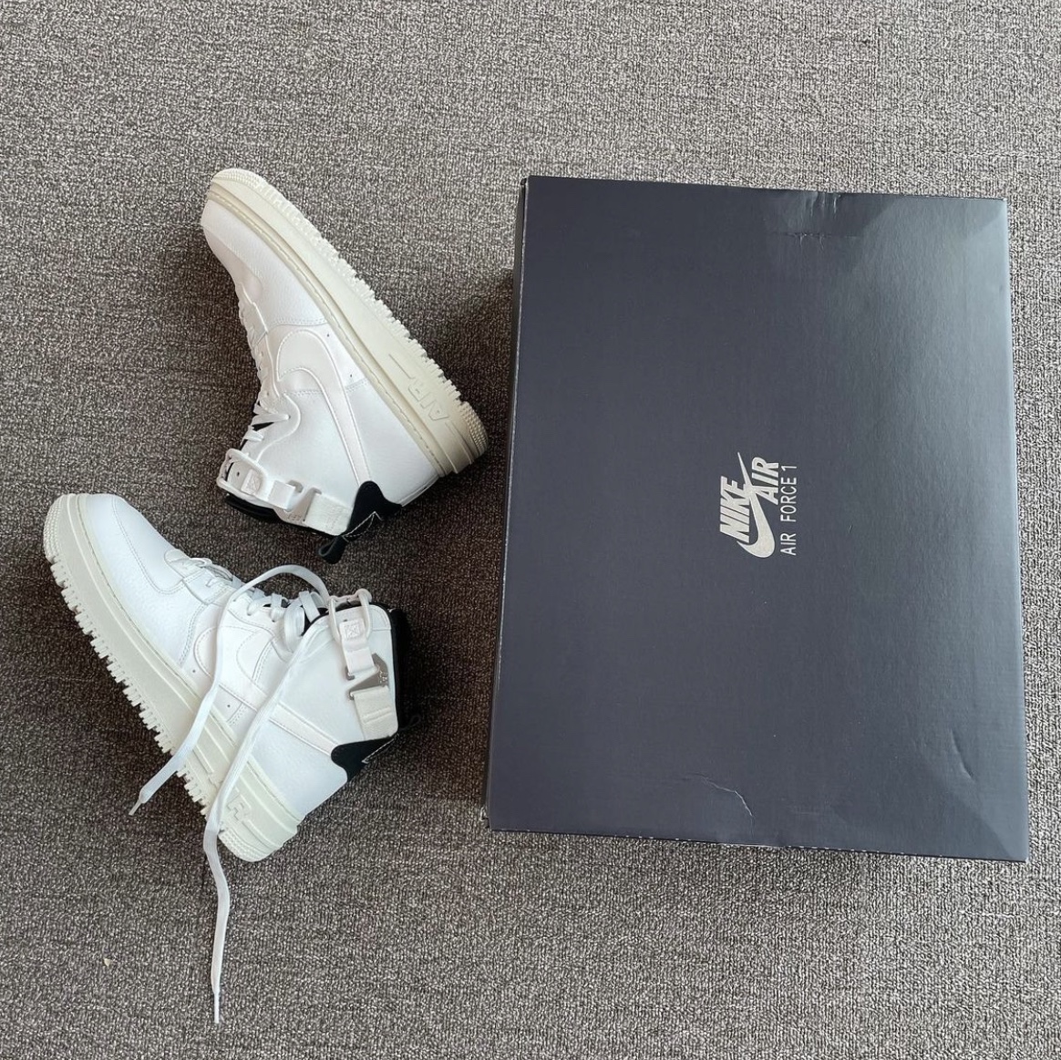 (W) Nike Air Force 1 High Utility 2.0 Summit White 착용 스타일