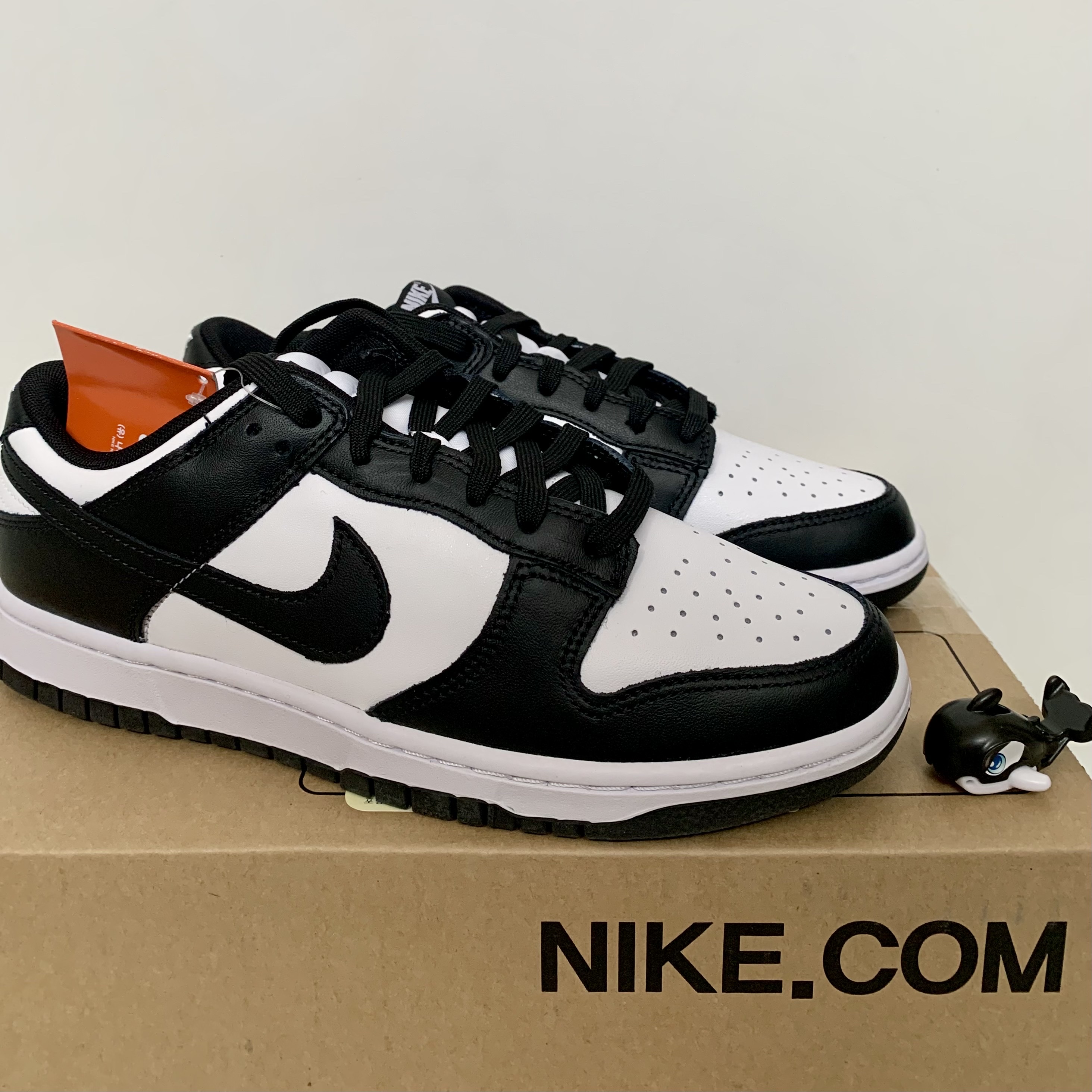 Nike Dunk Low Retro Black 착용 스타일
