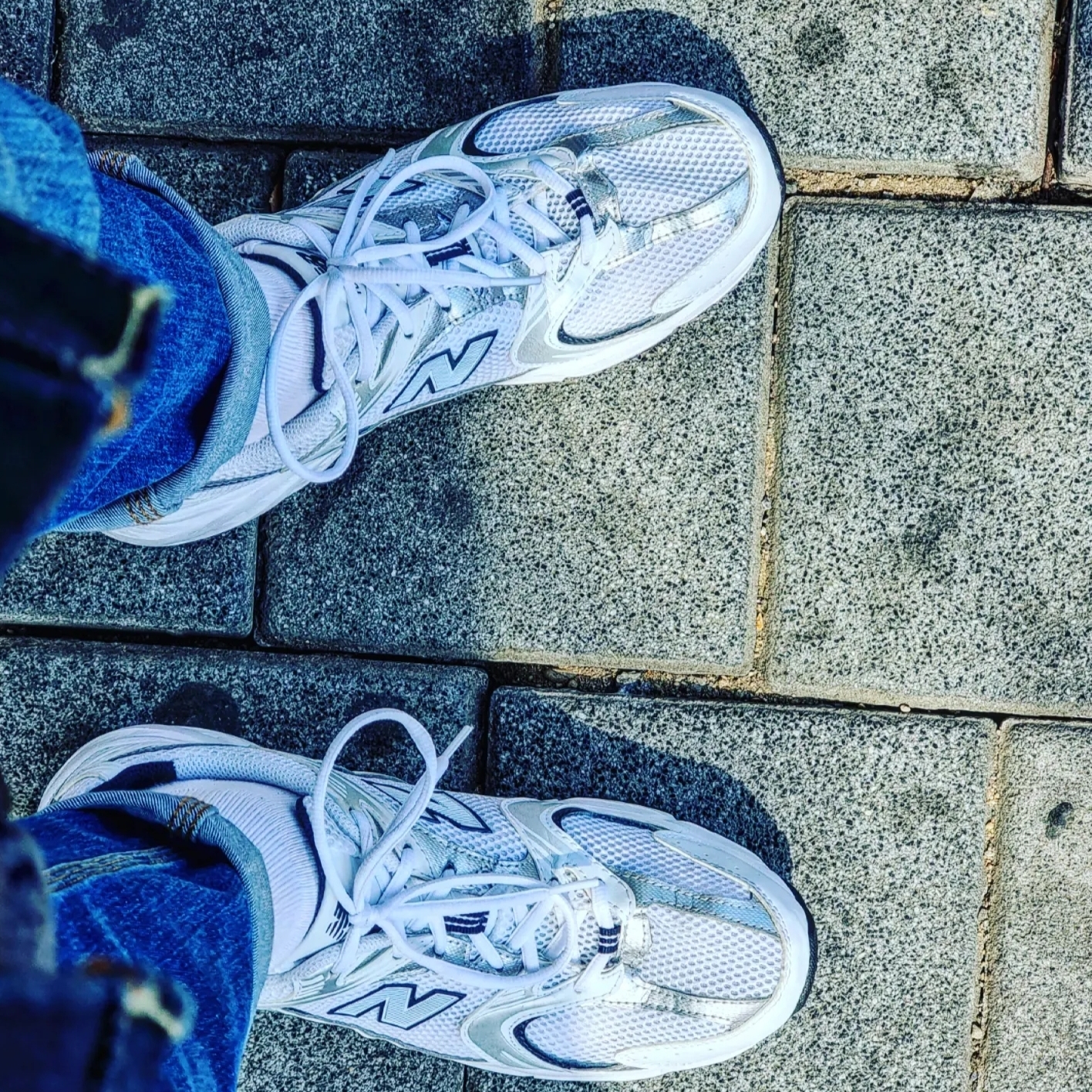 New Balance 530 White 착용 스타일