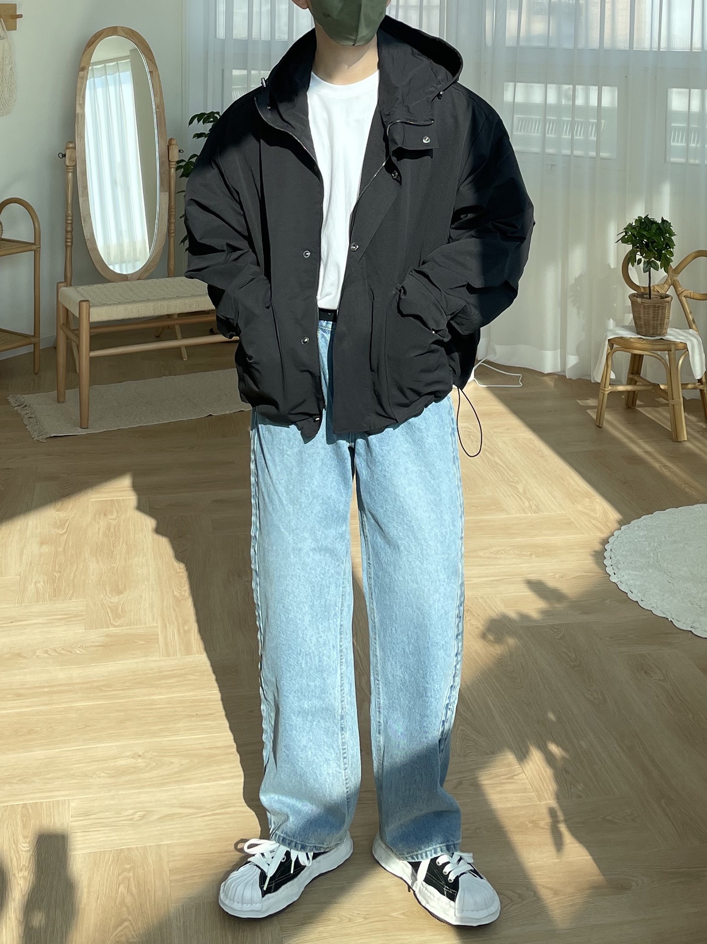 Maison Mihara Yasuhiro Blakey OG Sole Canvas Low-top Sneakers Black 착용 스타일 - 1