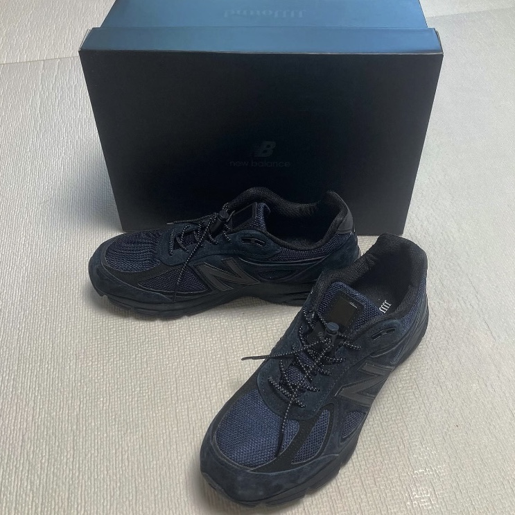New Balance x JJJJound 990v4 Navy 착용 스타일