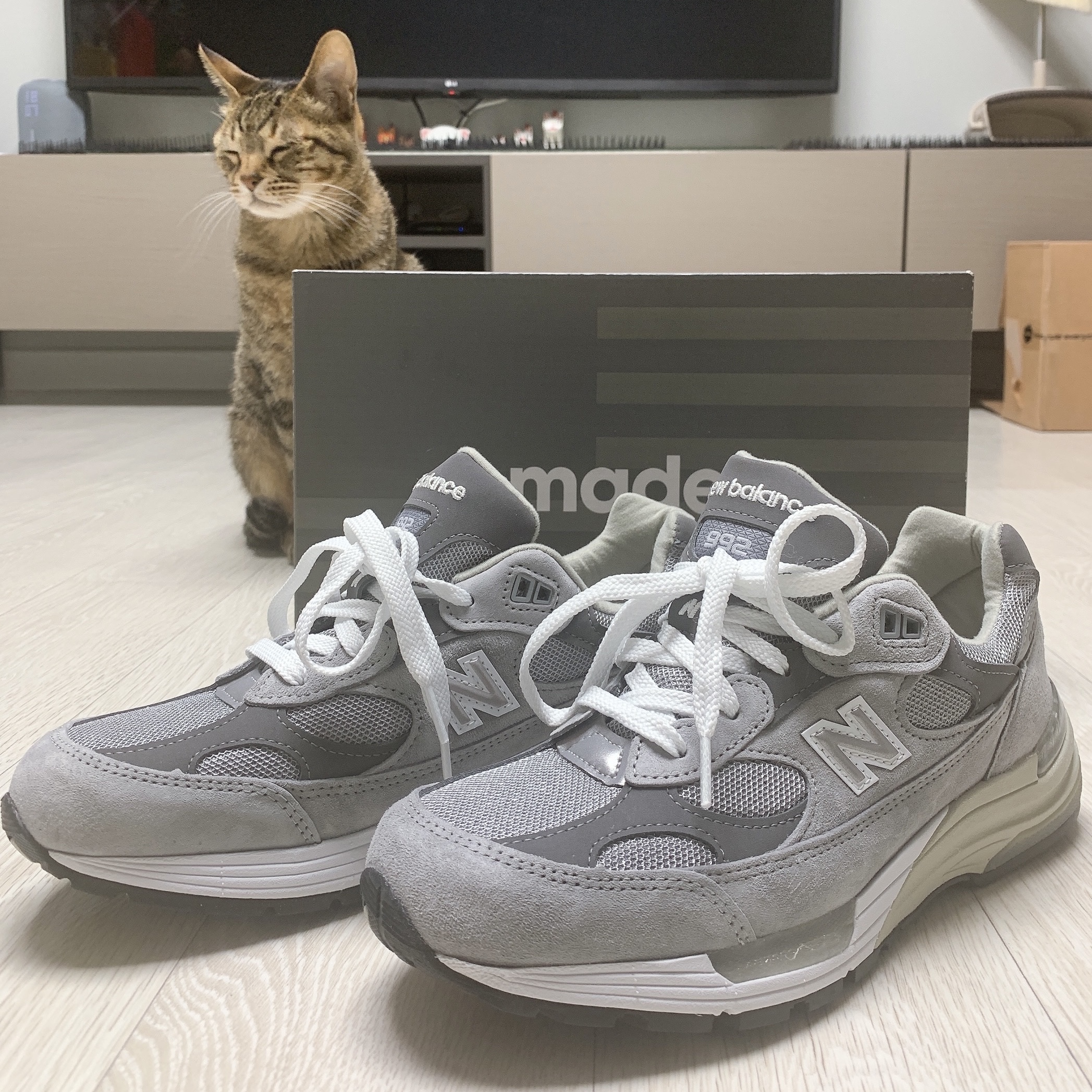 New Balance 992 Made in USA Grey - D Standard 착용 스타일