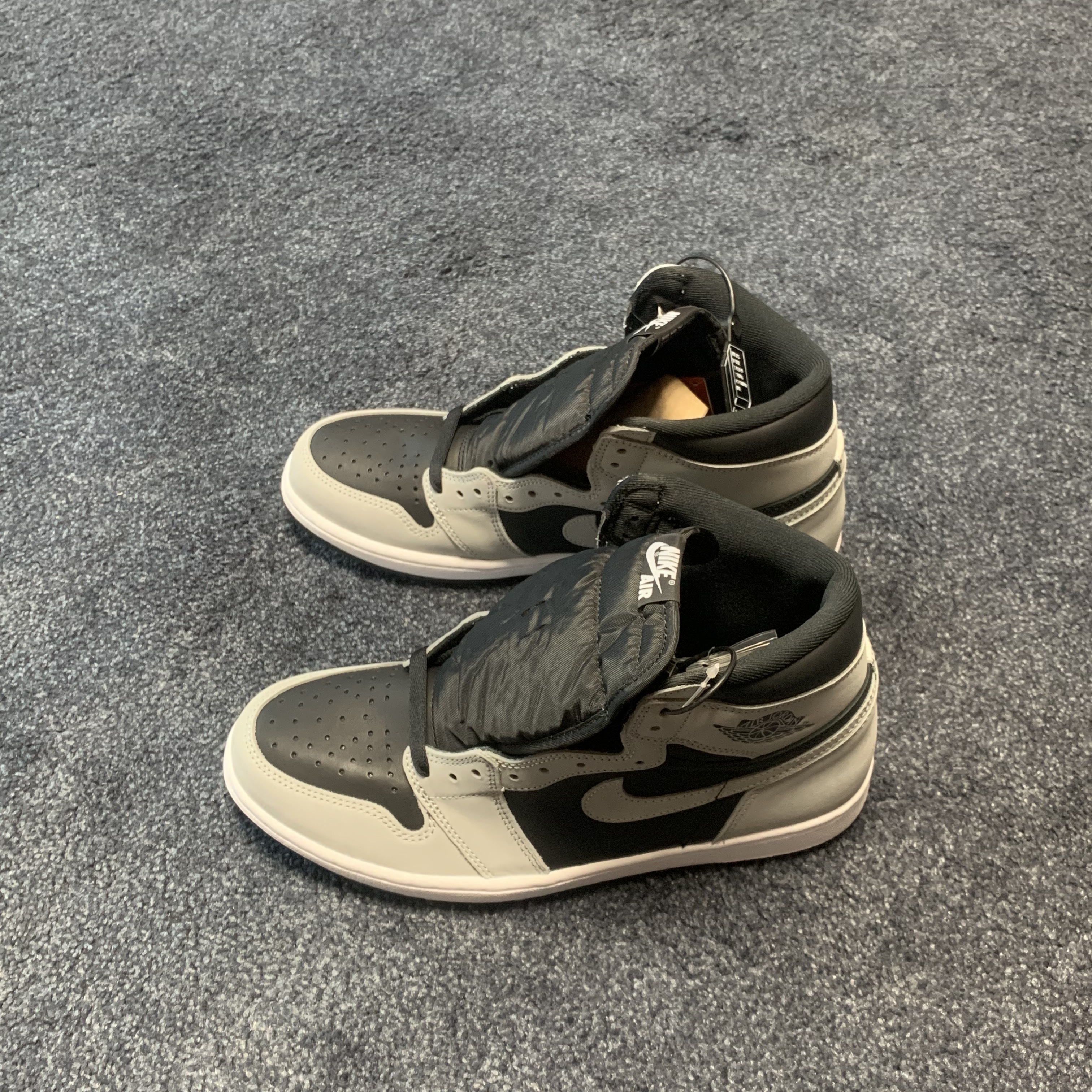 Jordan 1 Retro High OG Shadow 2.0 착용 스타일 - 2