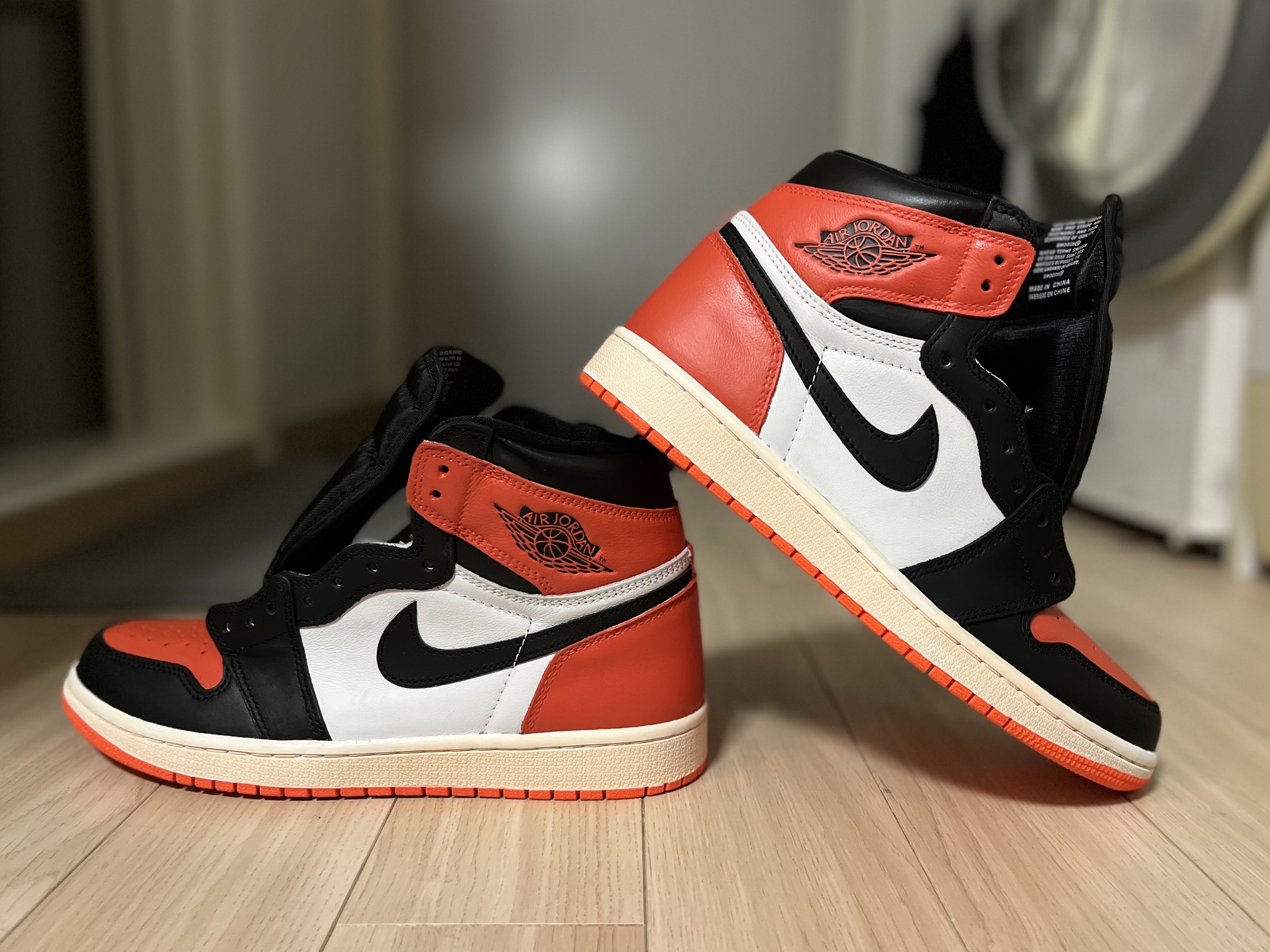 Jordan 1 Retro High OG Electro Orange, (GS) Jordan 1 Retro High OG Electro Orange 착용 스타일 - 1