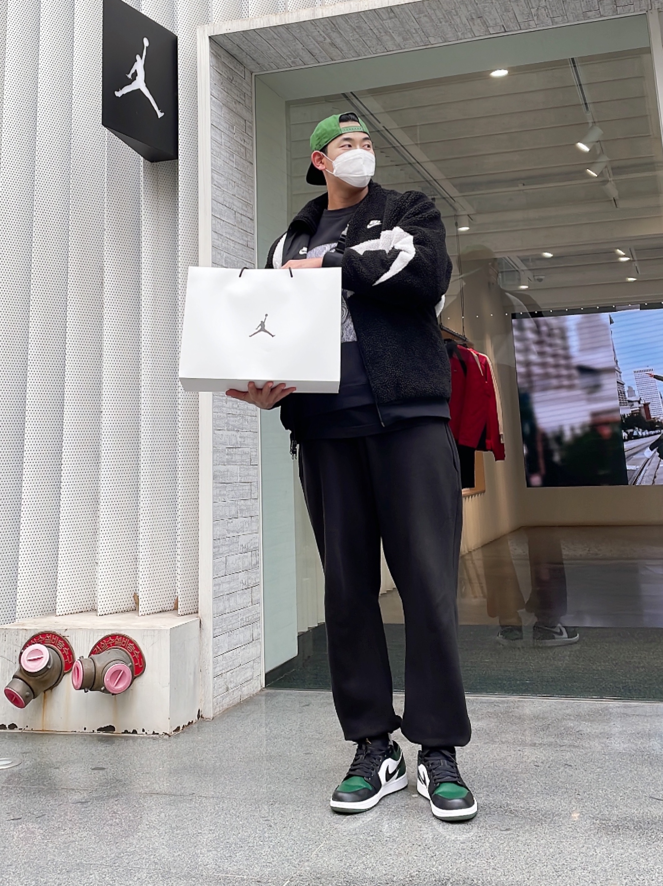 Jordan 1 Low Green Toe, Jordan 1 Mid College Grey 착용 스타일 - 1
