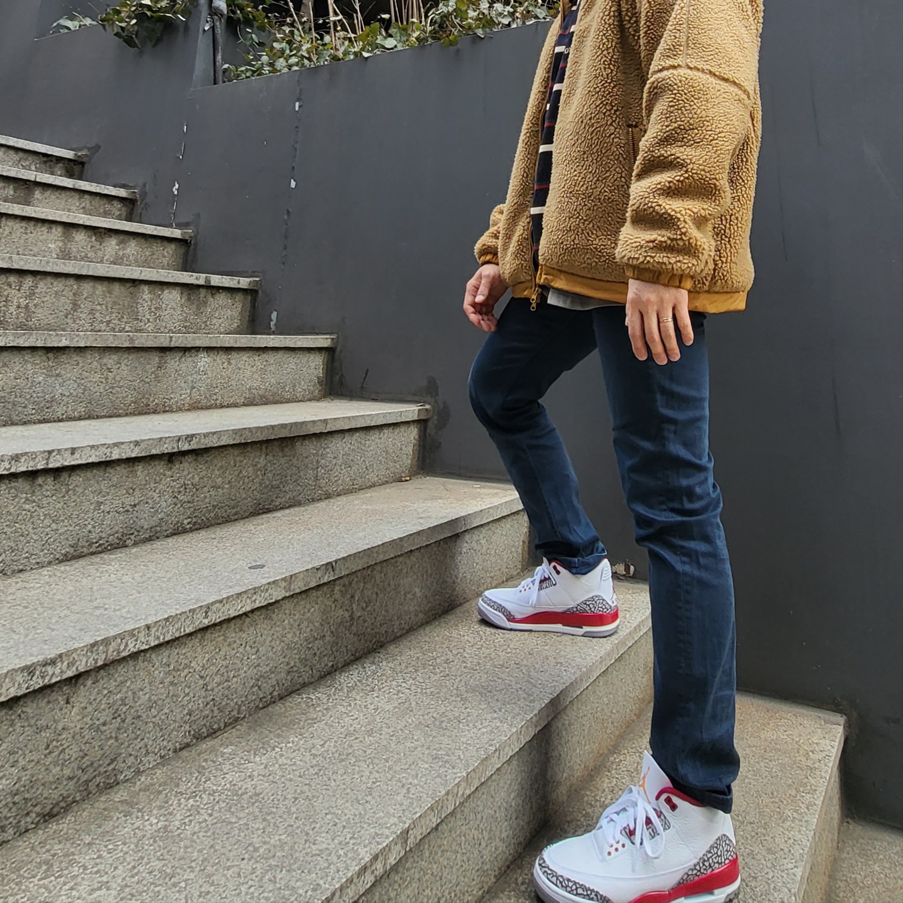 Jordan 3 Retro Cardinal Red 착용 스타일