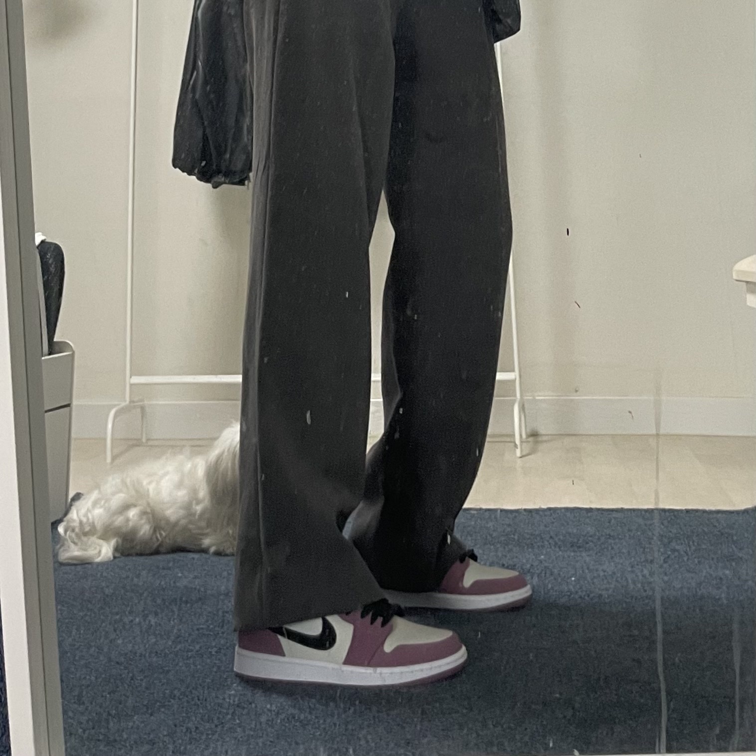 (W) Jordan 1 Mid SE Light Mulberry 착용 스타일 - 2