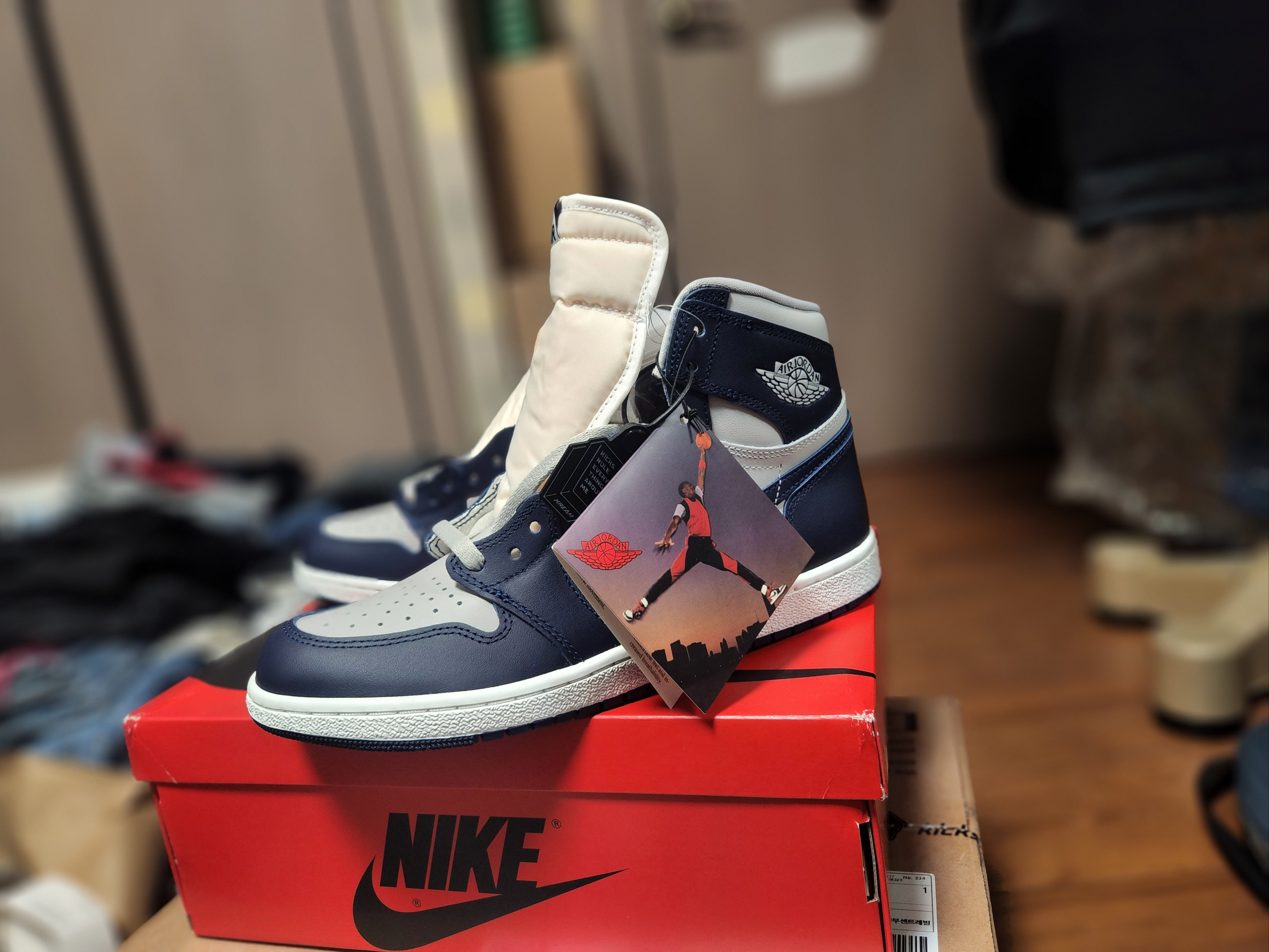 Jordan 1 High 85 College Navy 착용 스타일 - 1