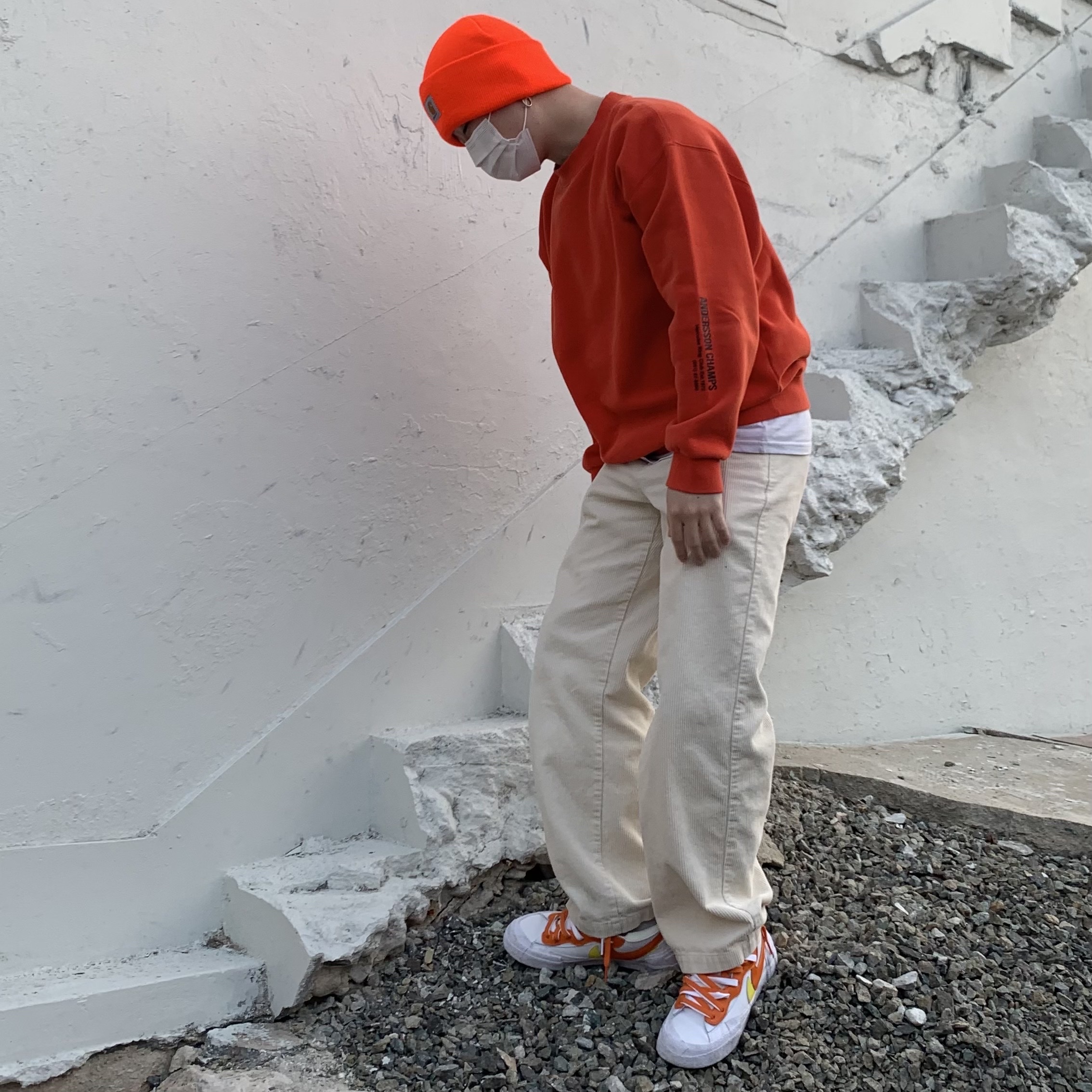 Nike x Sacai Blazer Low Magma Orange 착용 스타일 - 3