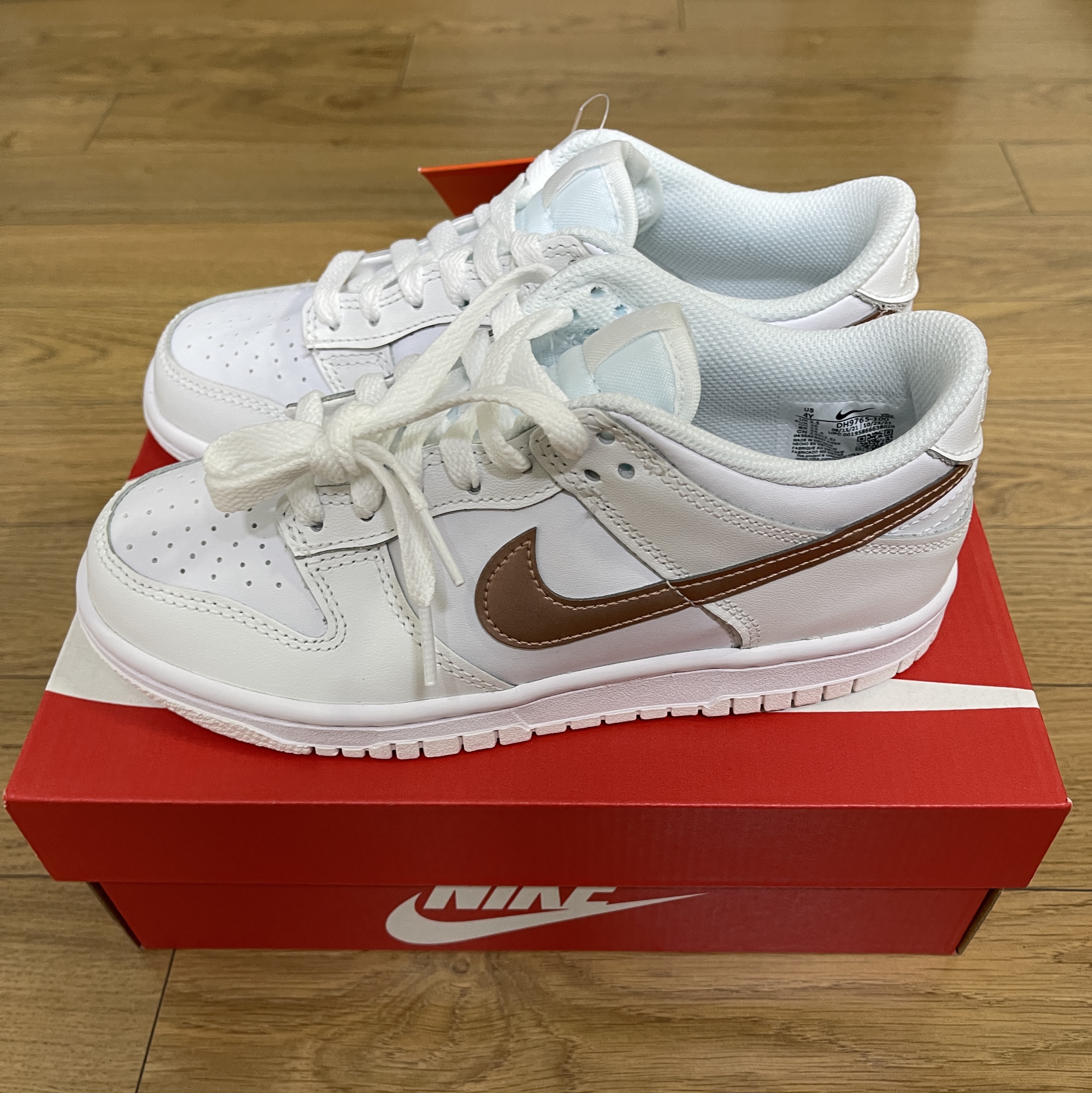 (GS) Nike Dunk Low White Rose Pink 착용 스타일
