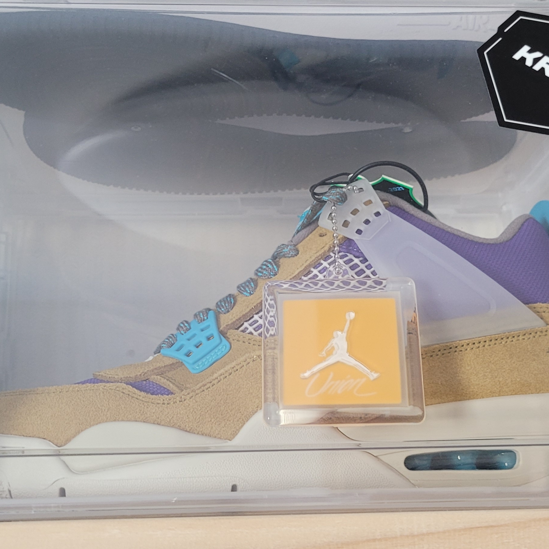 Jordan 4 x Union Retro SP Desert Moss 착용 스타일 - 1