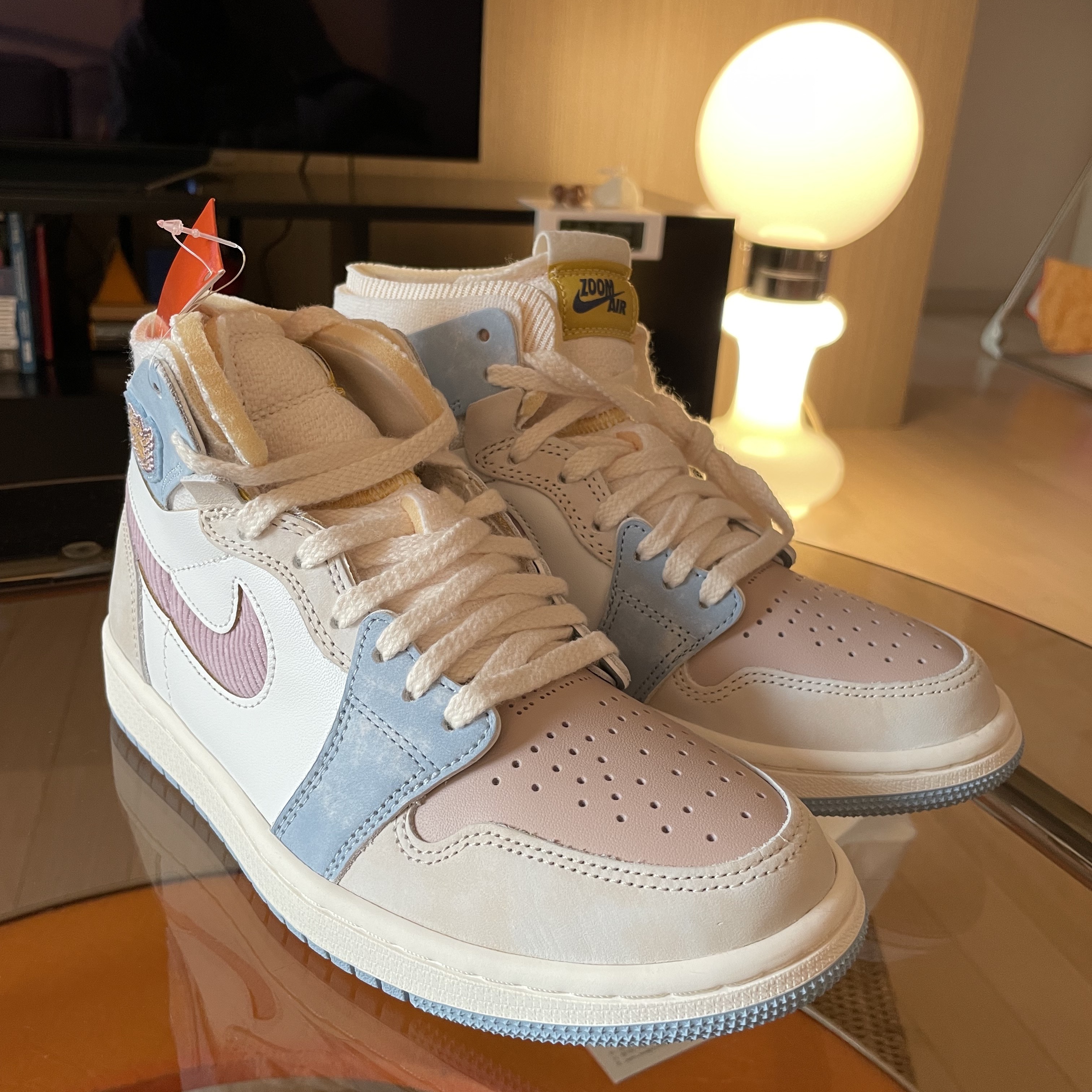 (W) Jordan 1 Zoom Air CMFT Pink Oxford Plum Fog 착용 스타일
