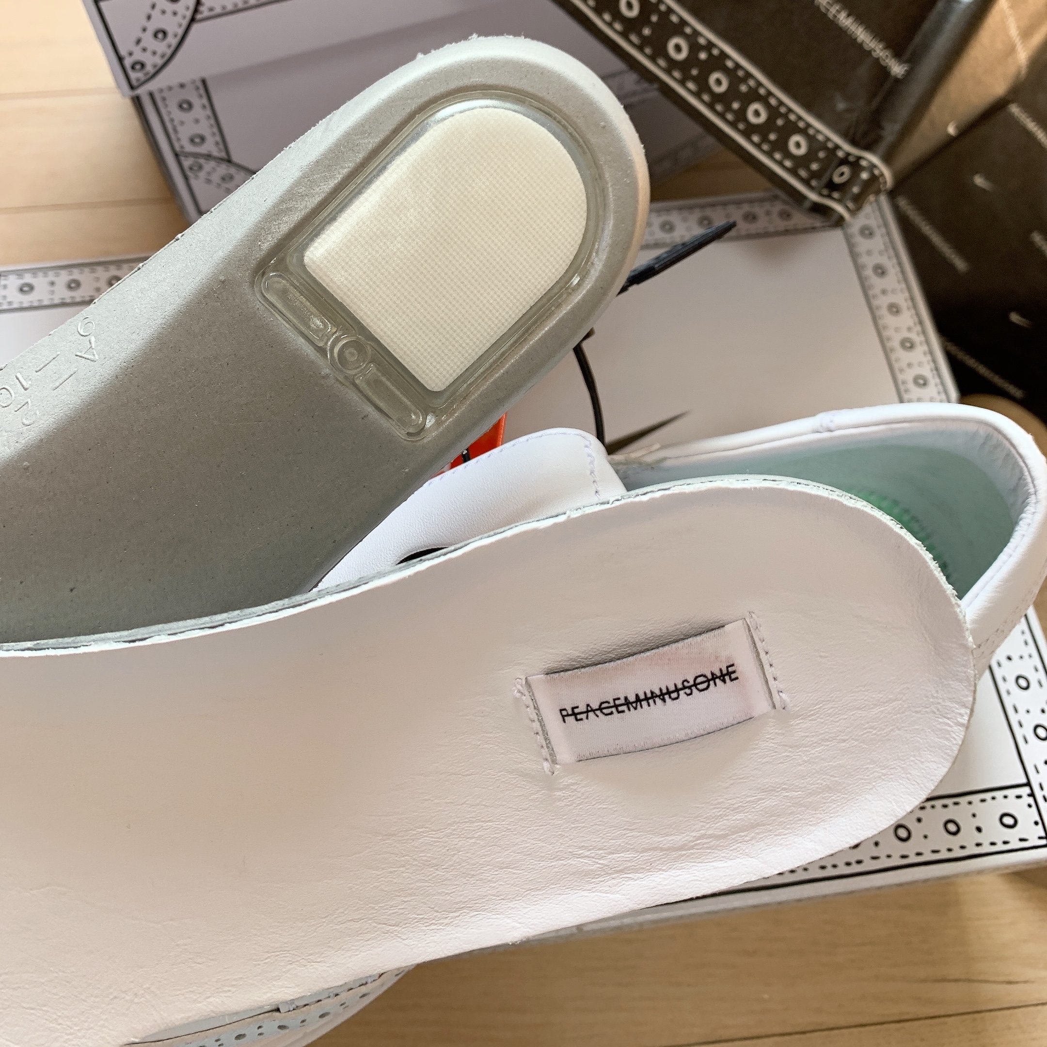 Nike x Peaceminusone Kwondo1 White 착용 스타일 - 4
