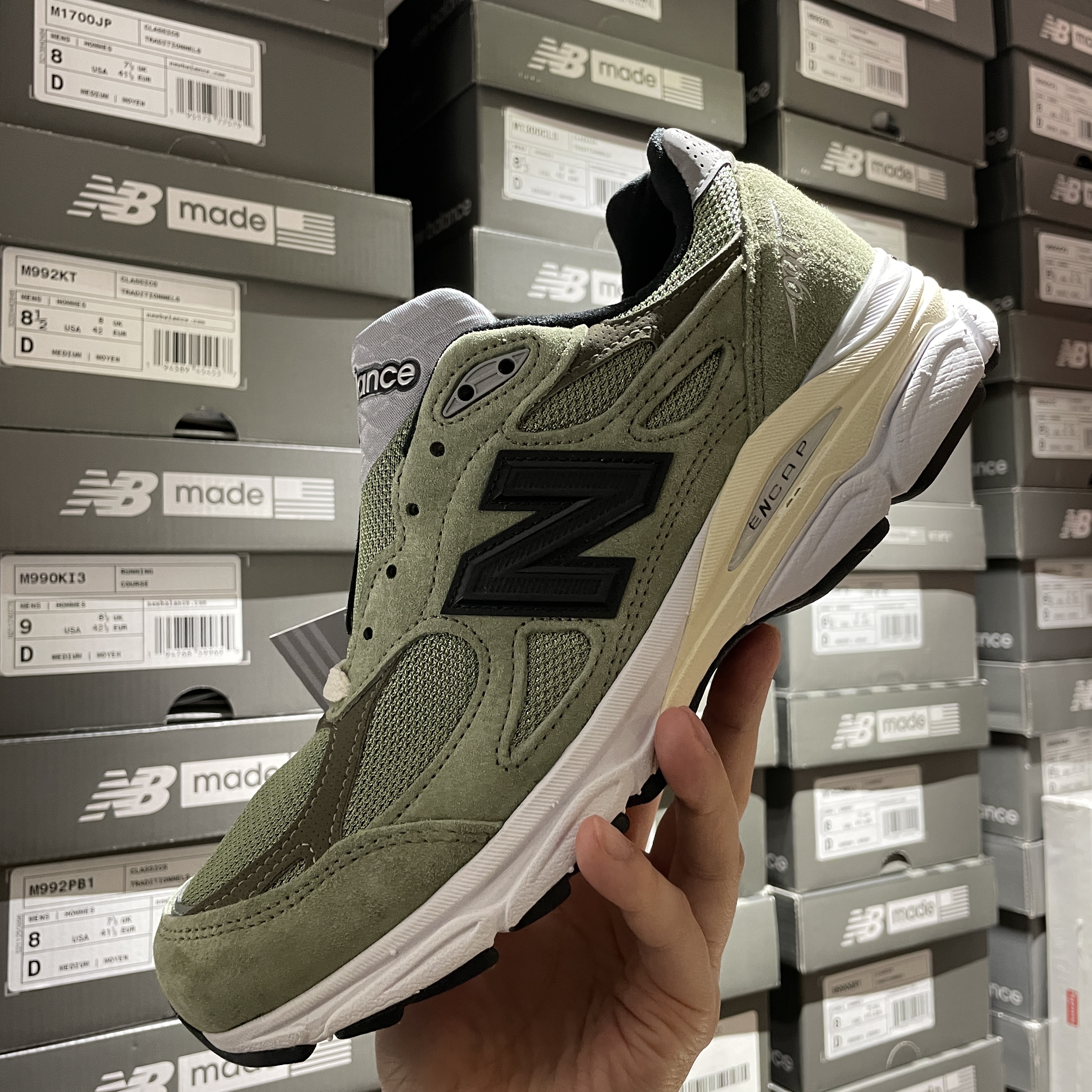 New Balance x JJJJound 990v3 Olive 착용 스타일