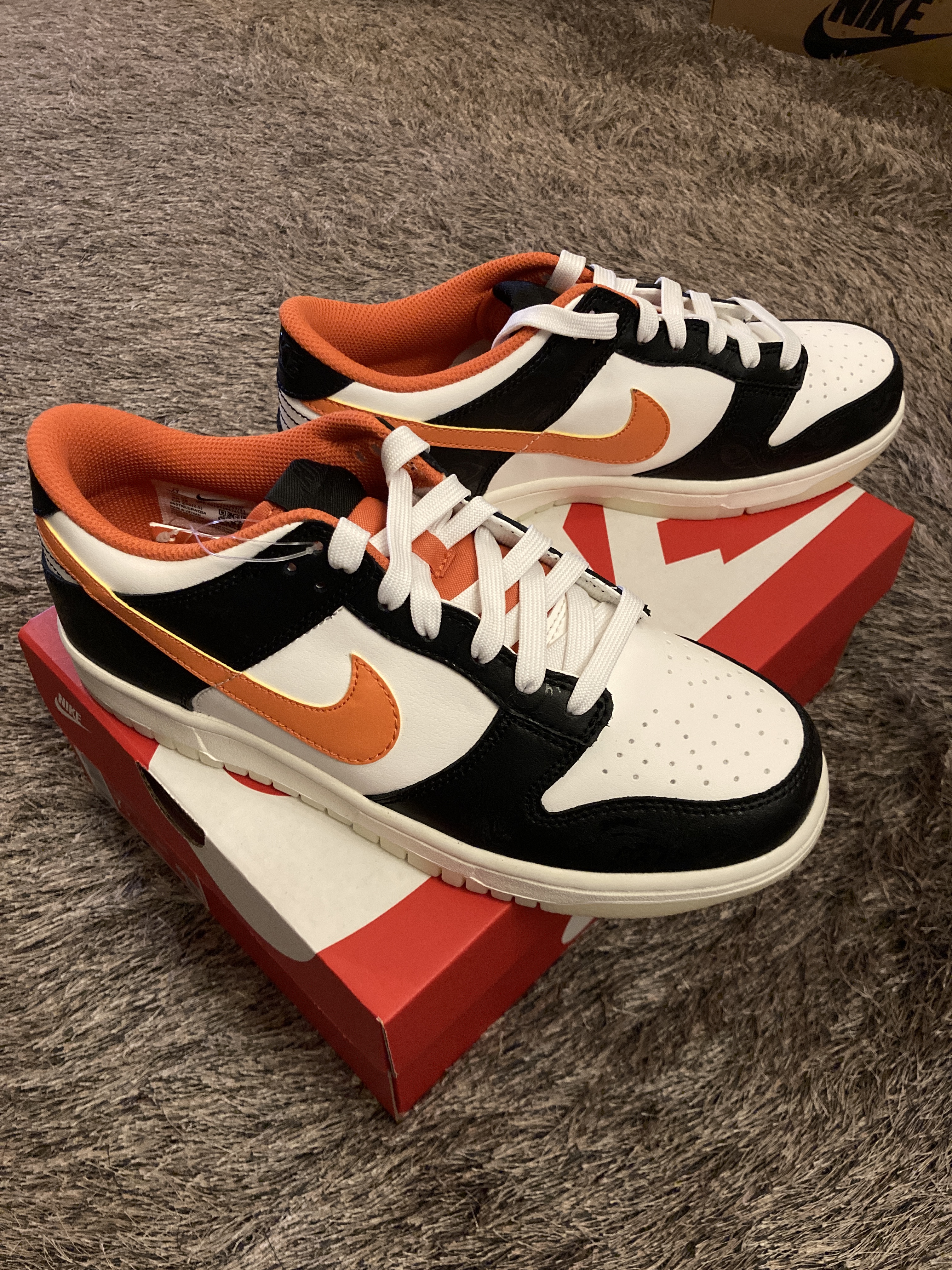 (GS) Nike Dunk Low PRM Halloween 착용 스타일 - 1