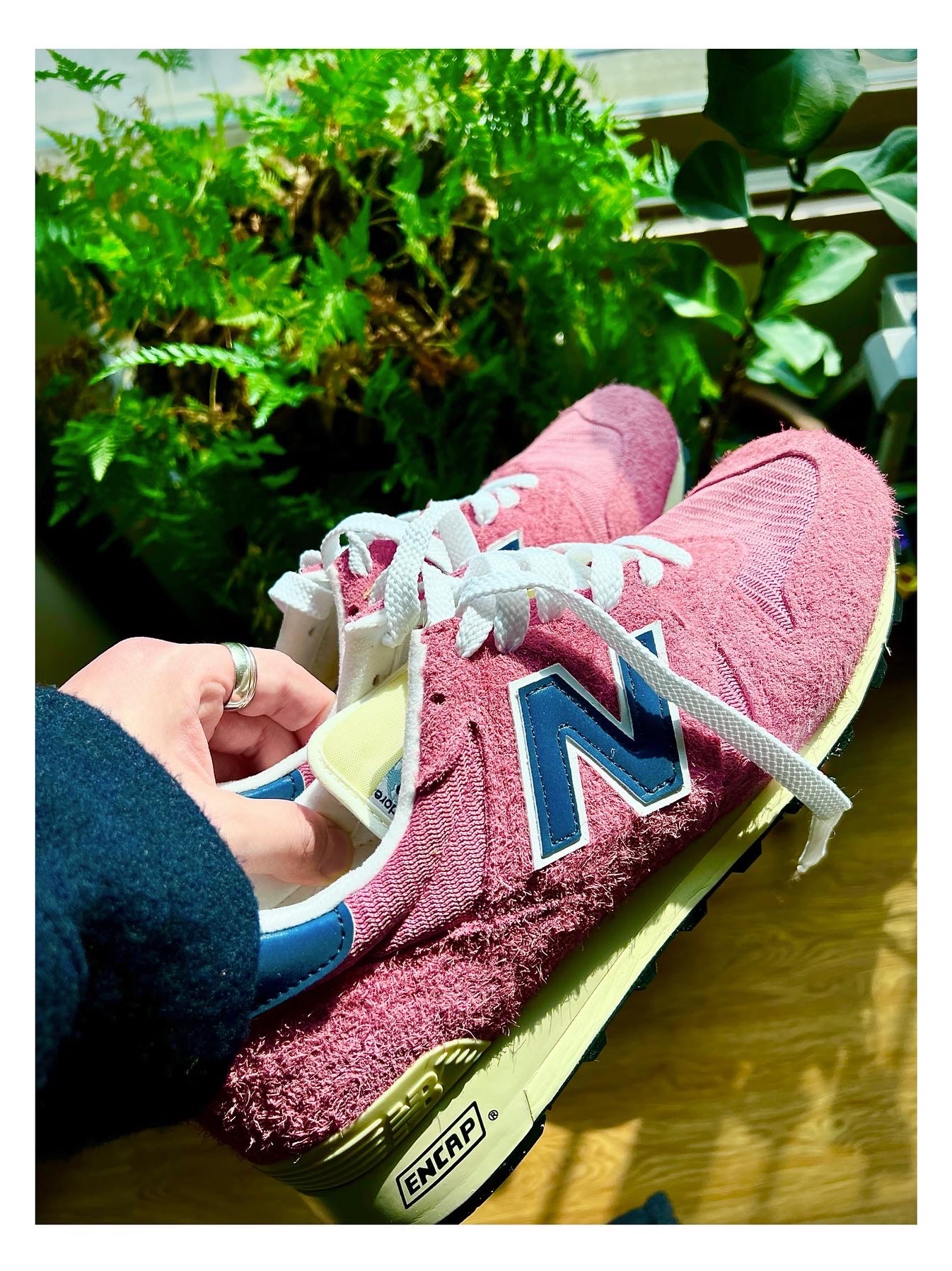 New Balance x Aime Leon Dore 1300 Dusty Pink 착용 스타일 - 2