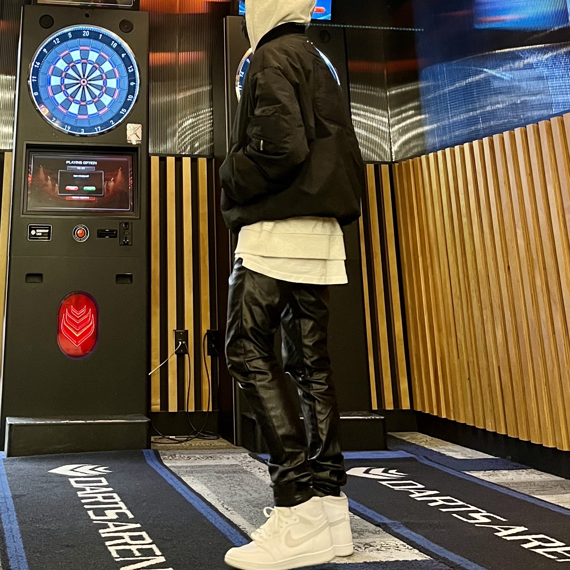 Jordan 1 High 85 Neutral Grey 착용 스타일