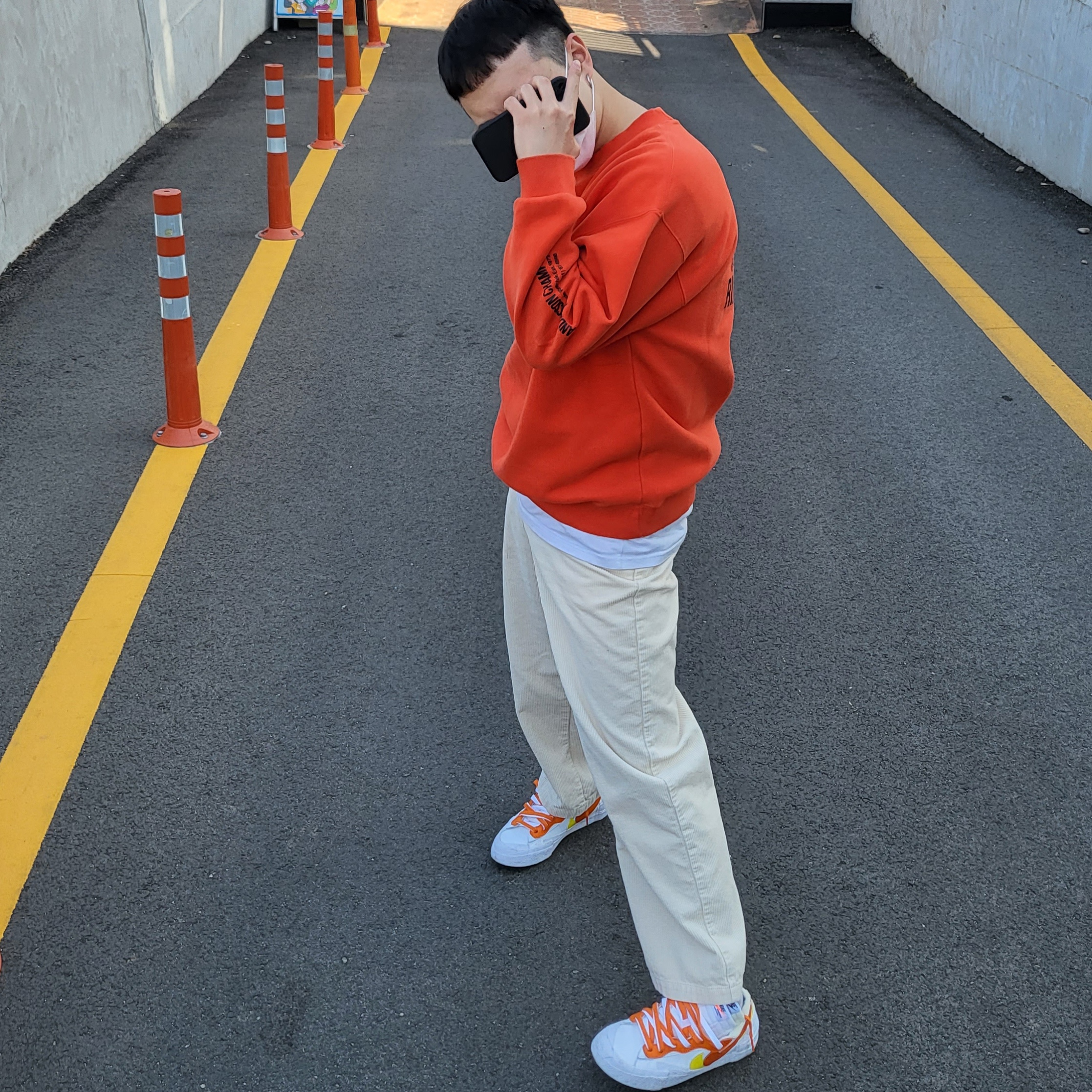 Nike x Sacai Blazer Low Magma Orange 착용 스타일 - 1