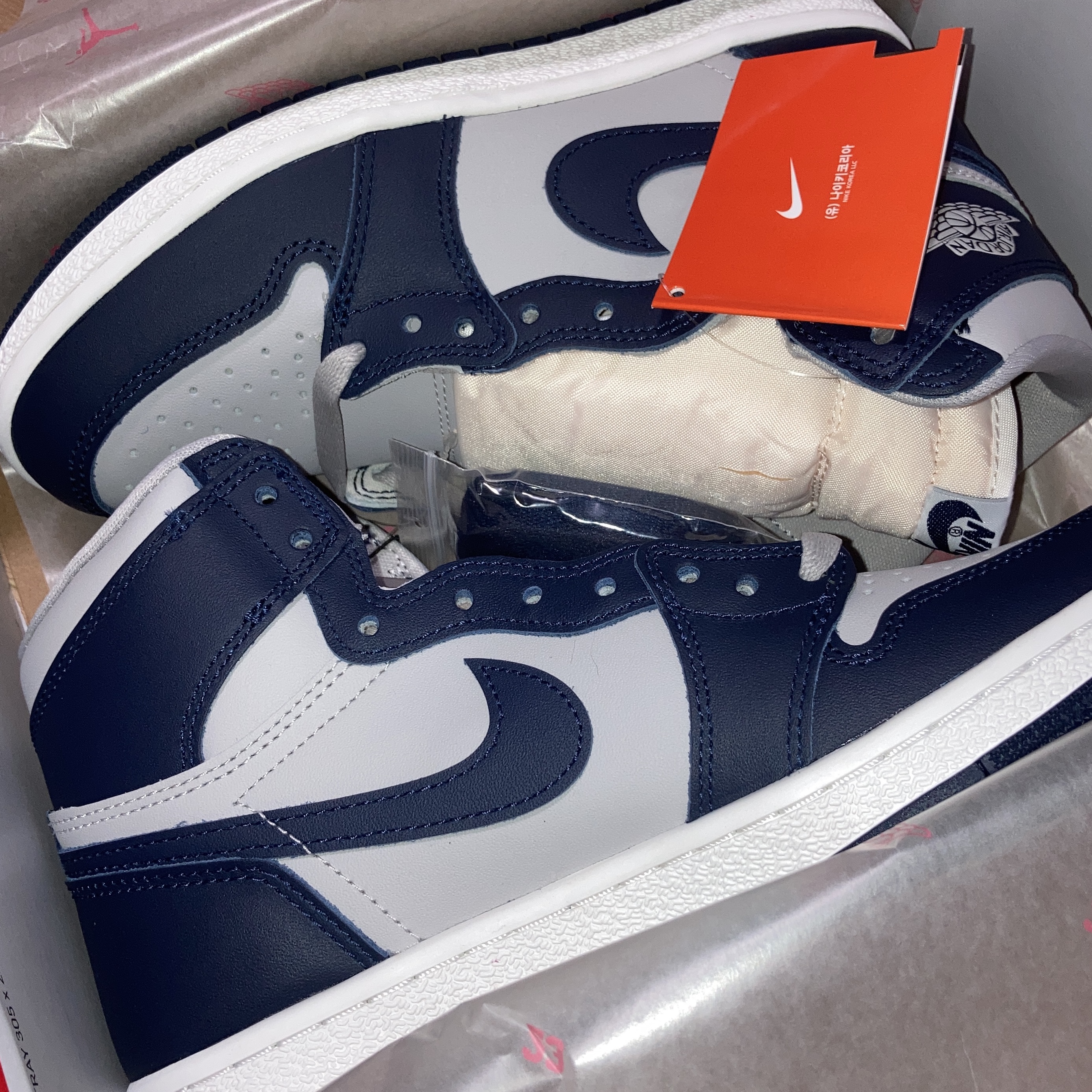 Jordan 1 High 85 College Navy 착용 스타일 - 2