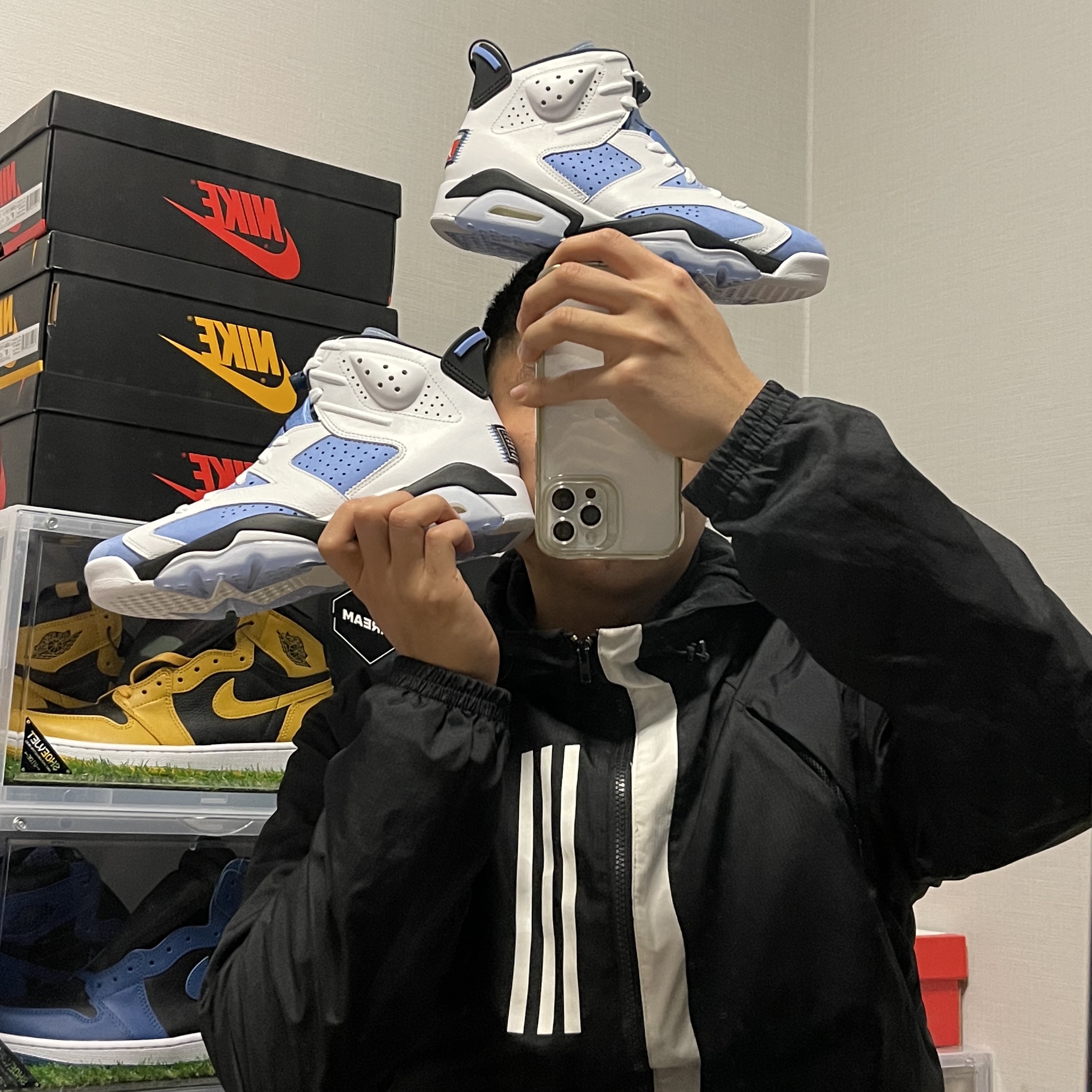 Jordan 6 Retro University Blue 착용 스타일 - 2