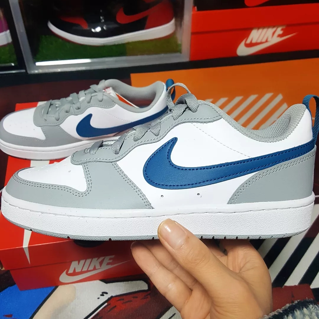 (GS) Nike Court Borough Low 2 Light Smoke Grey 착용 스타일 - 2