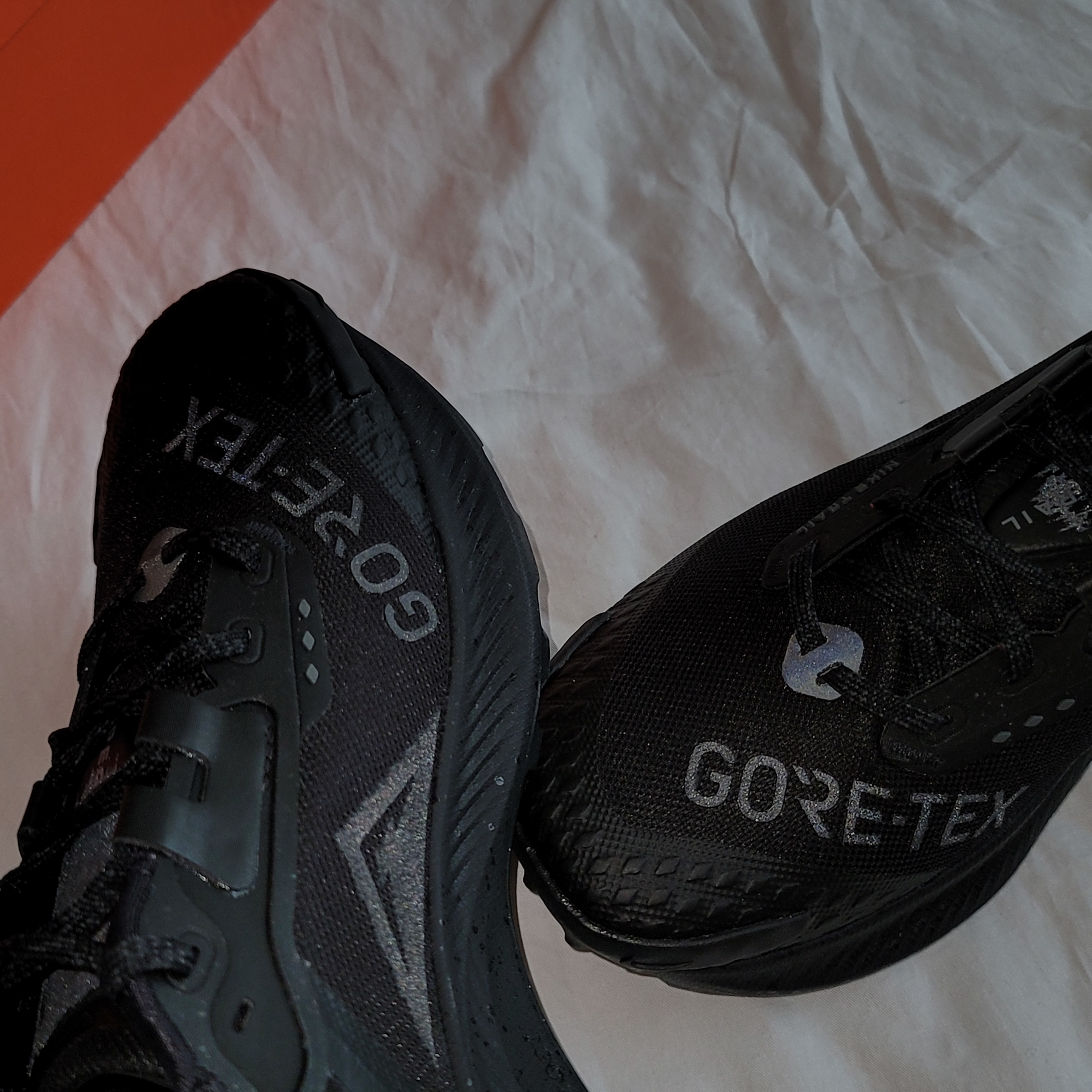 Nike Pegasus Trail 3 Gore-Tex Black Dark Smoke Grey, (W) Nike Pegasus Trail 3 Gore-Tex Black Dark Smoke Grey 착용 스타일 - 5