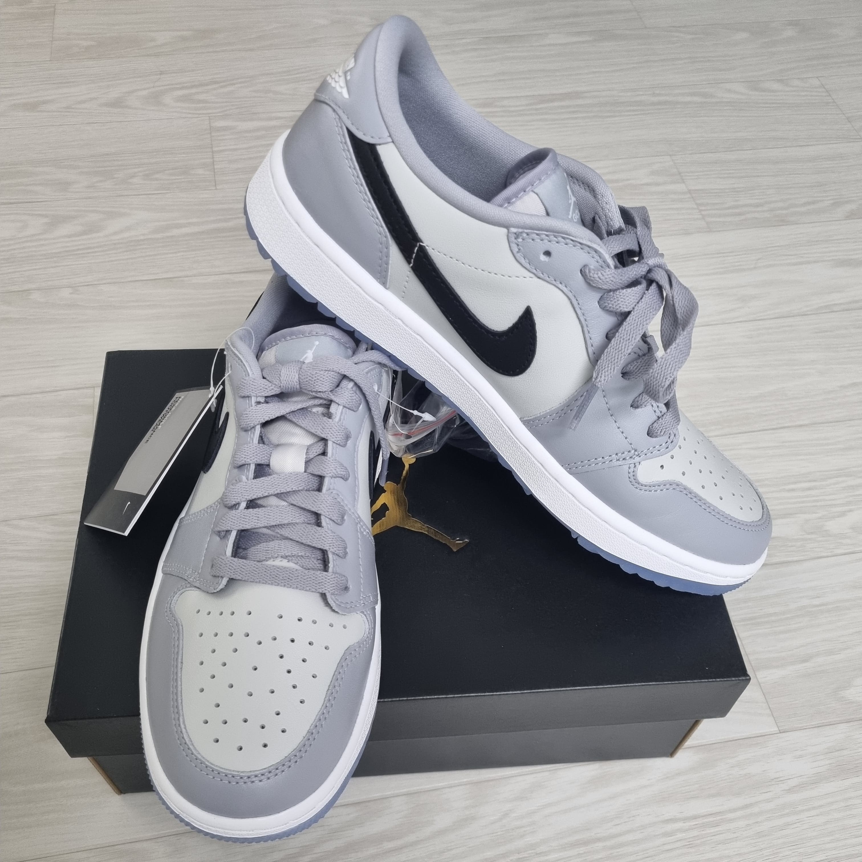 Jordan 1 Low Golf Wolf Grey 착용 스타일