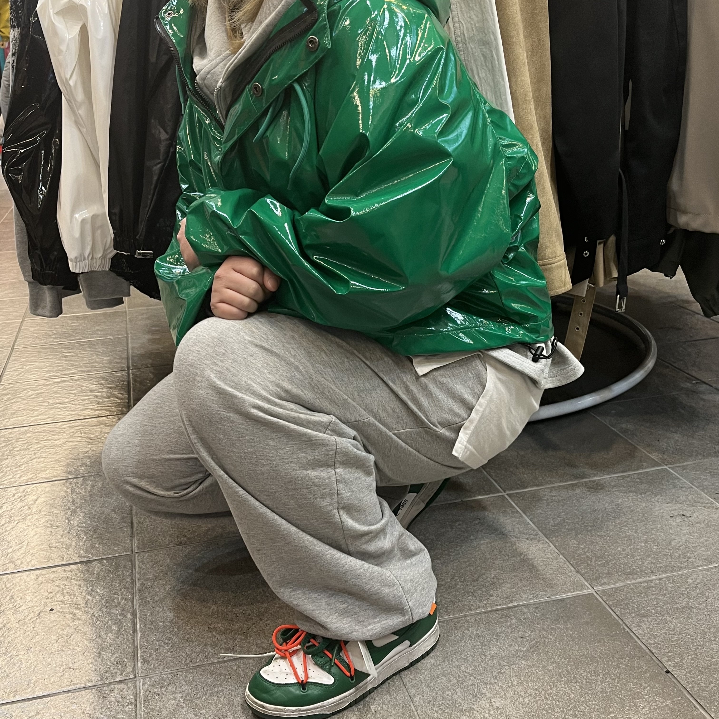 Nike x Off-White Dunk Low Pine Green 착용 스타일 - 2