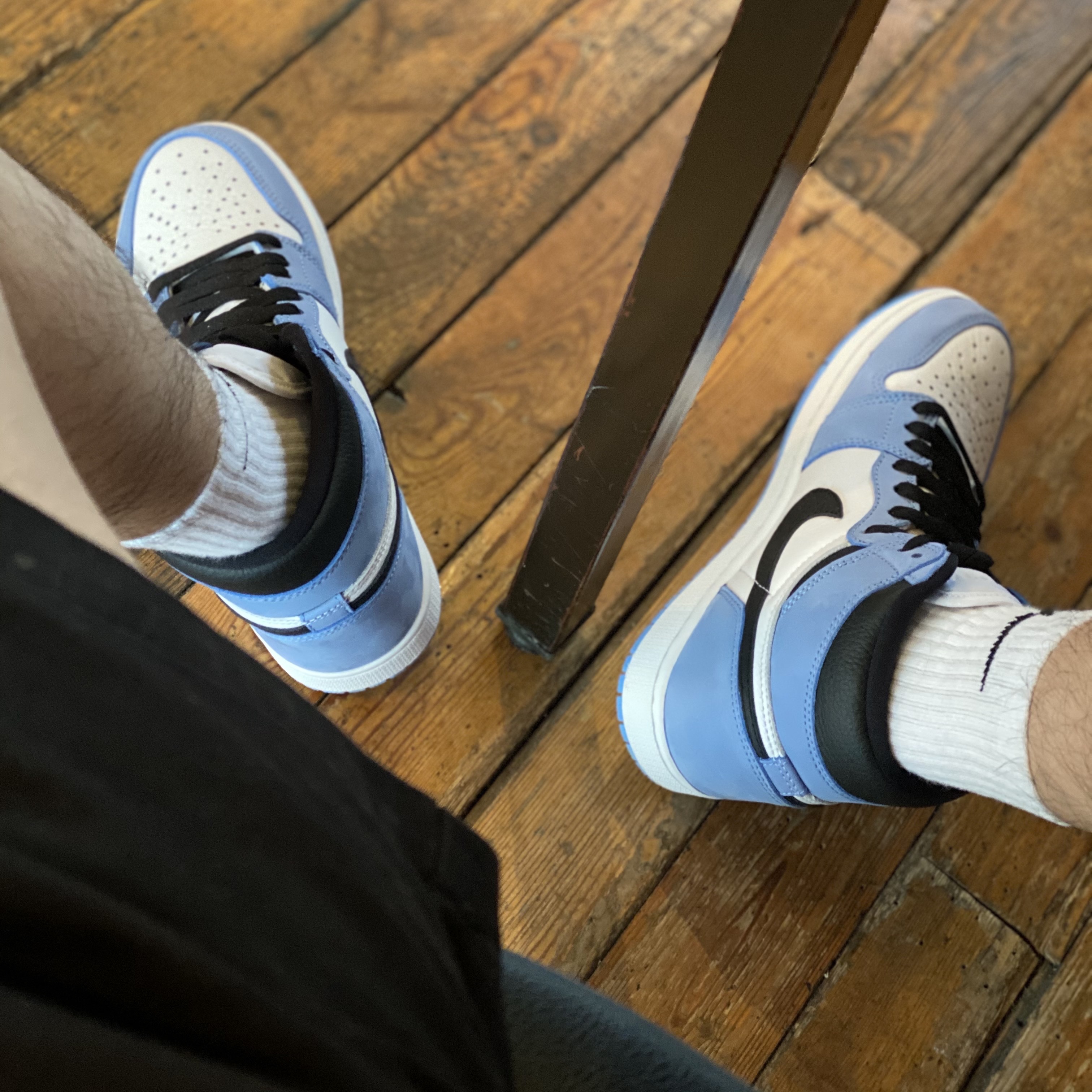 Jordan 1 Retro High OG University Blue, (GS) Jordan 1 Retro High OG University Blue 착용 스타일 - 2