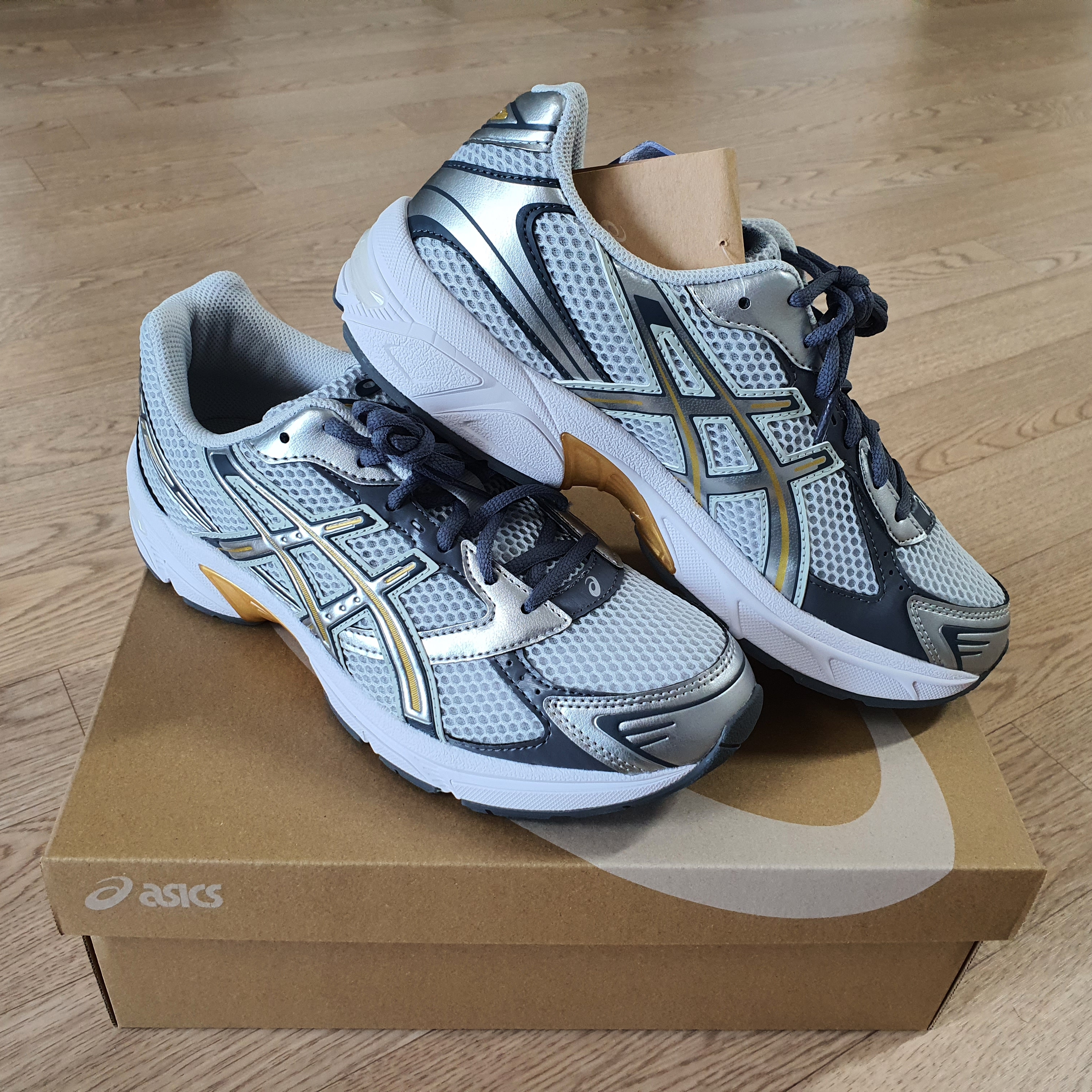 Asics Gel-1130 Polar Shade Pure Silver 착용 스타일 - 3