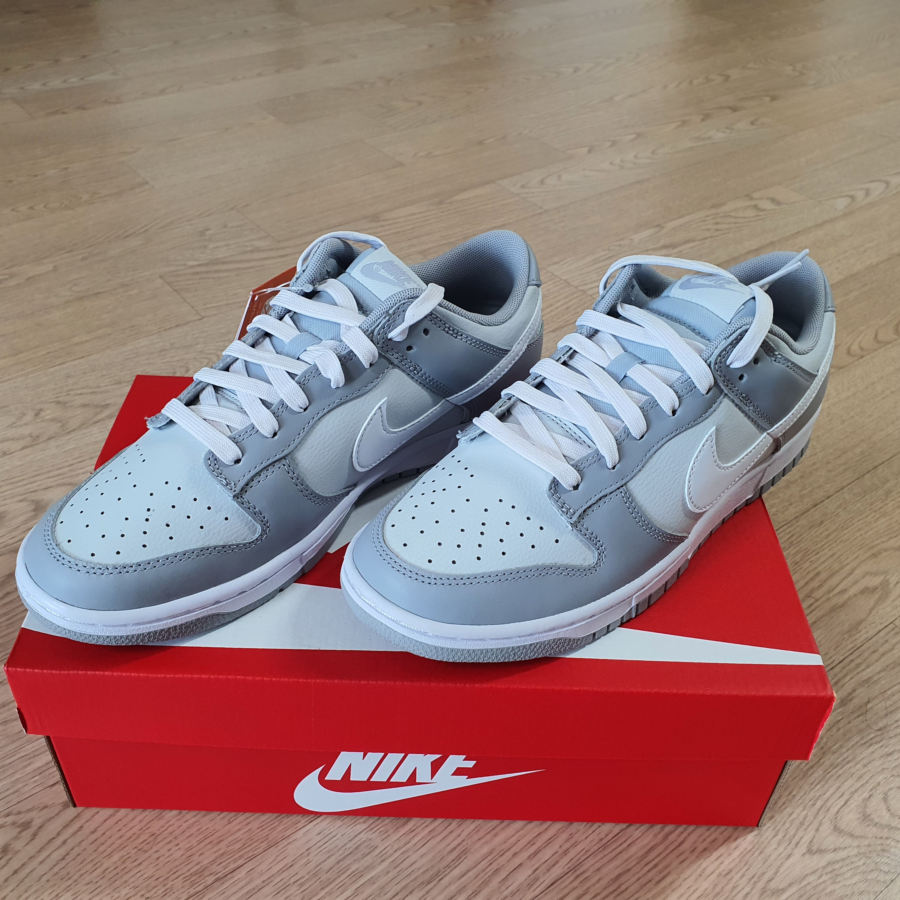 Nike Dunk Low Retro Wolf Grey 착용 스타일 - 1