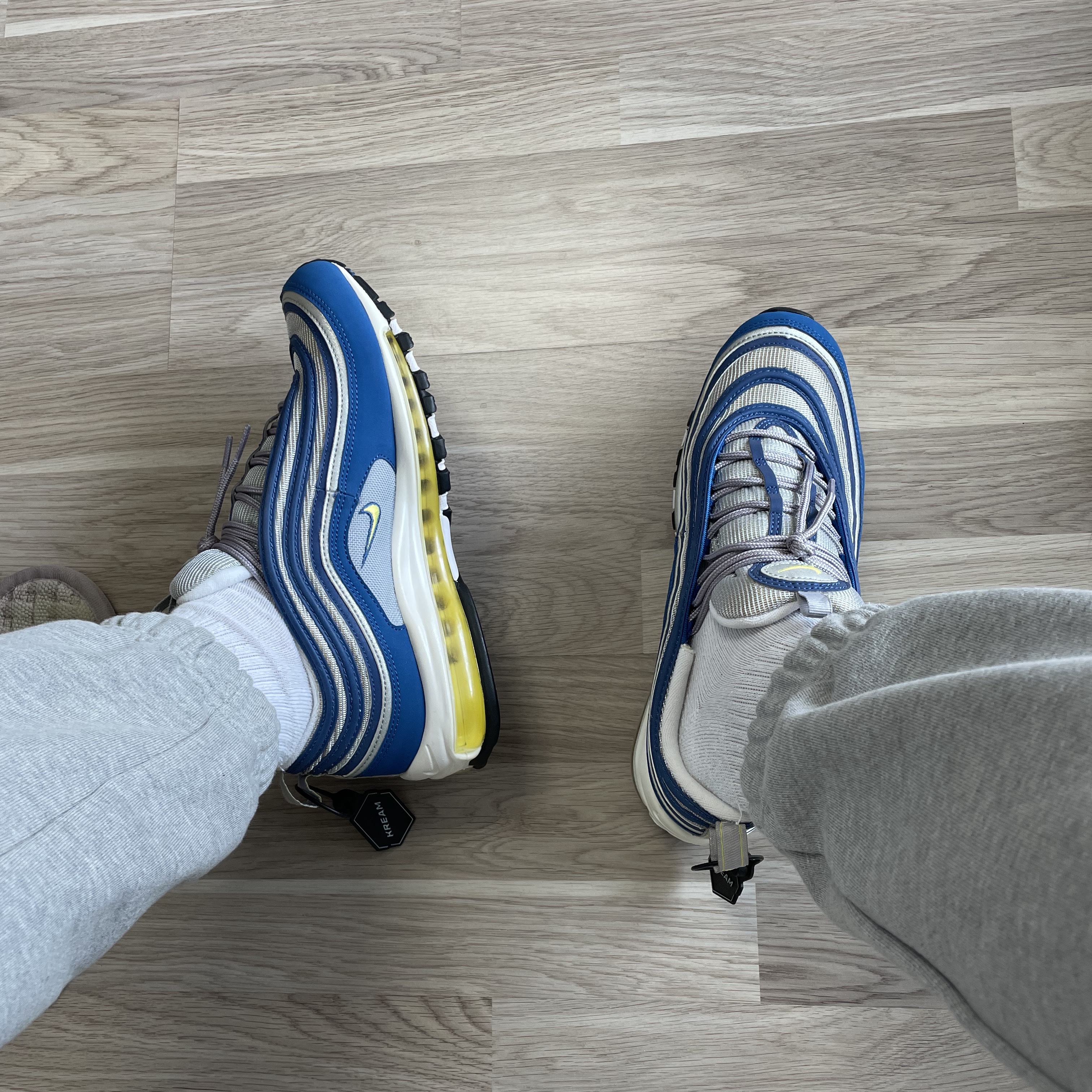 Nike Air Max 97 OG Royal Neon 착용 스타일 - 1