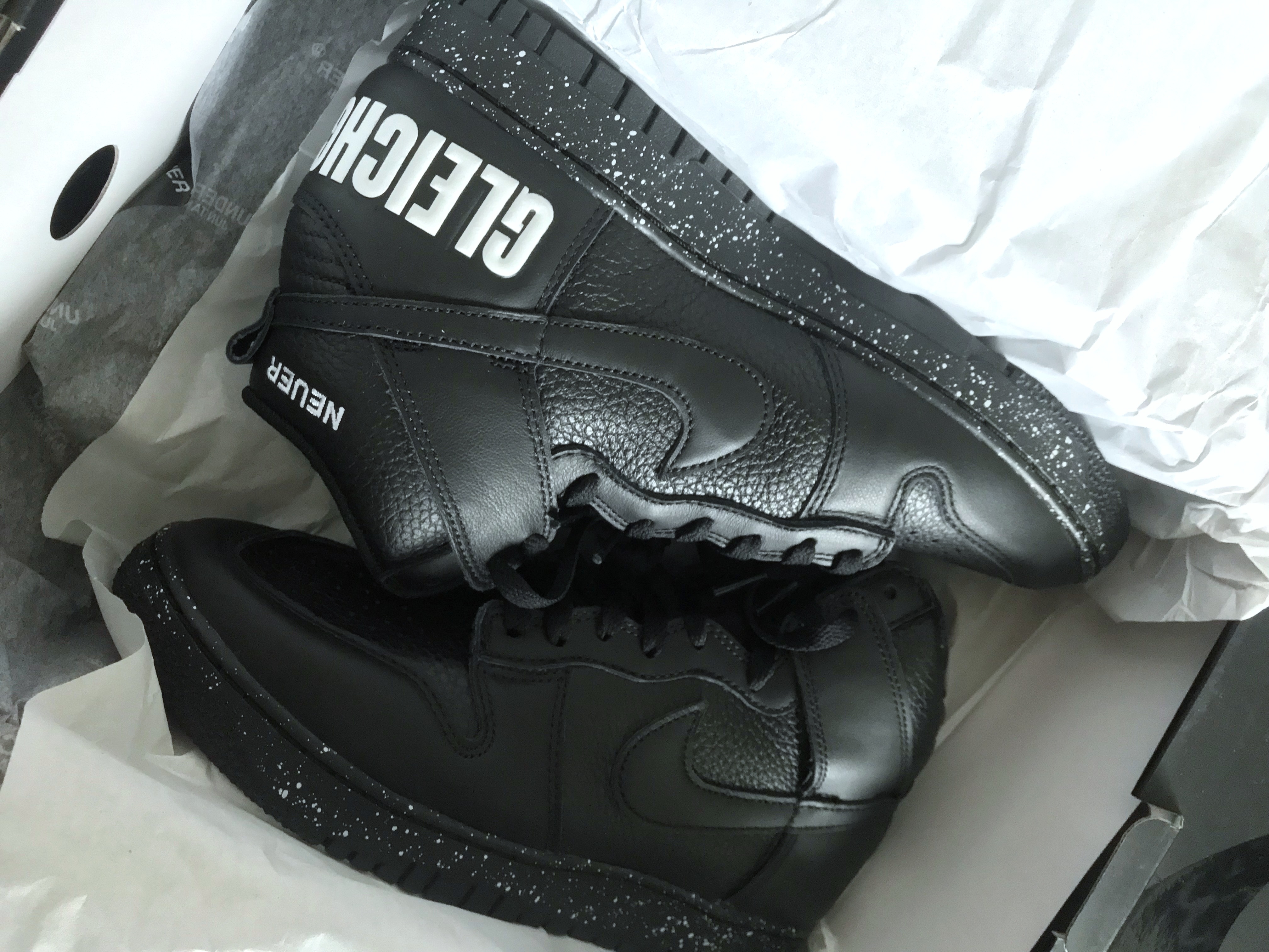 Nike x Undercover Dunk High 1985 Black 착용 스타일 - 2
