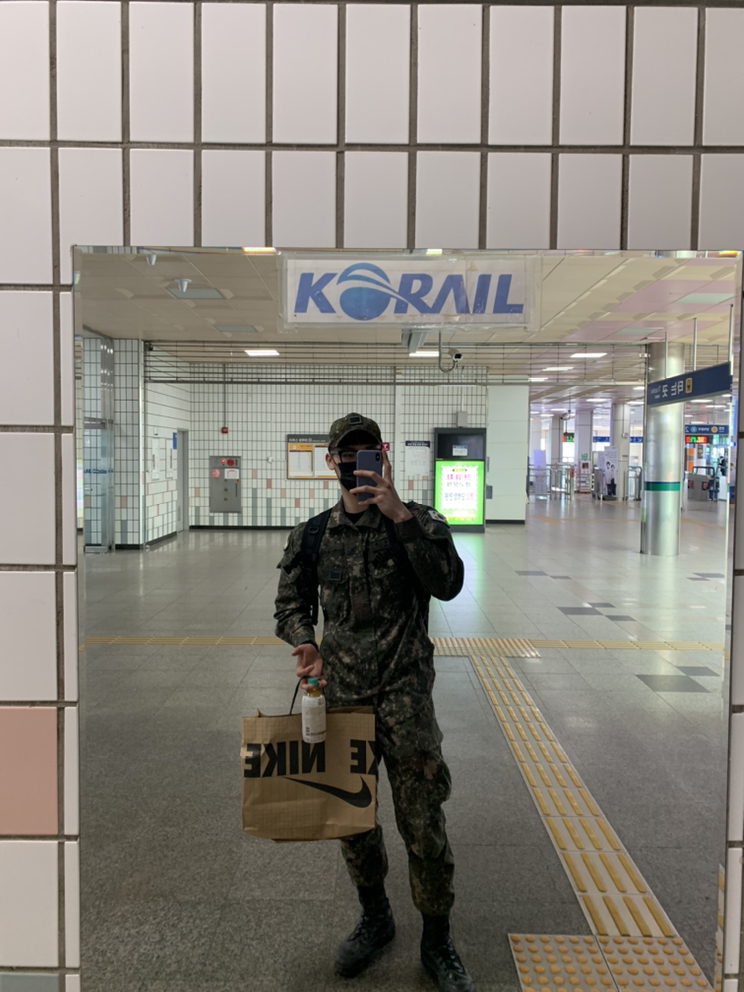 KREAM 프로필 이미지