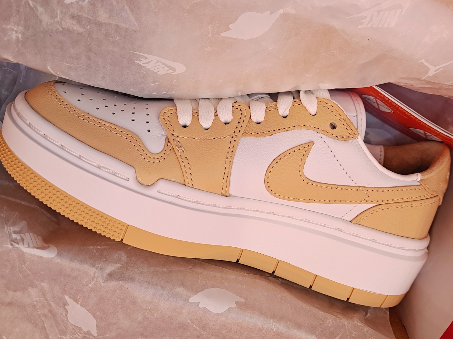 (W) Jordan 1 Elevate Low White Onyx 착용 스타일