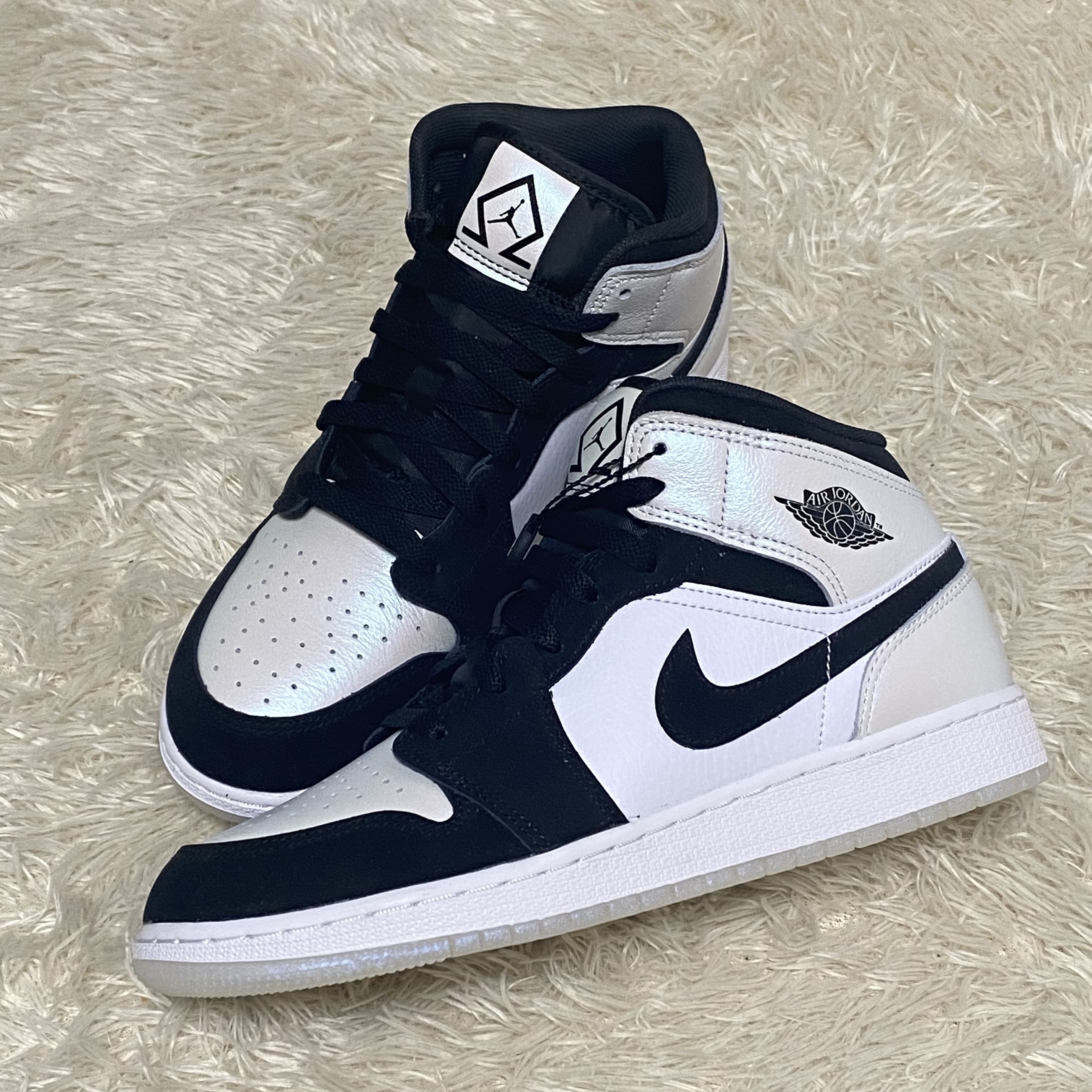 (GS) Jordan 1 Mid SE Diamond 착용 스타일 - 3
