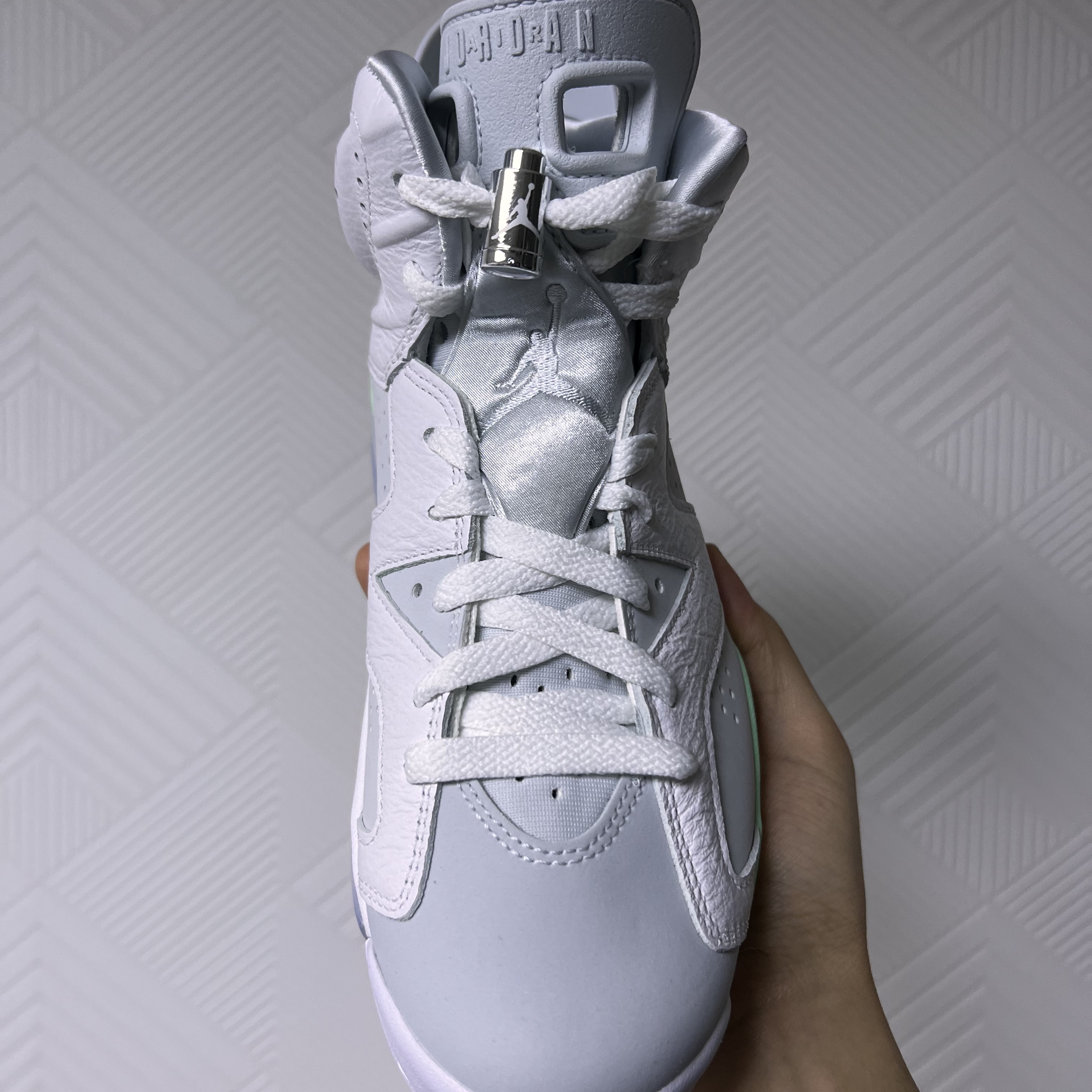 (W) Jordan 6 Retro Mint Foam 착용 스타일 - 4