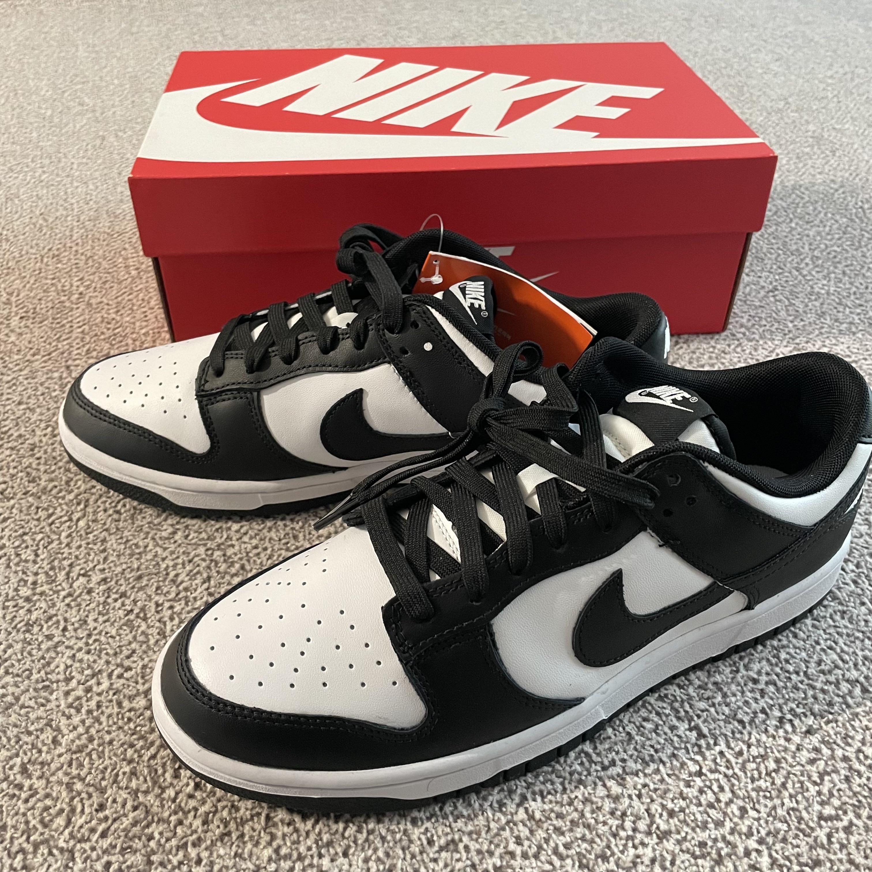 Nike Dunk Low Retro Black 착용 스타일