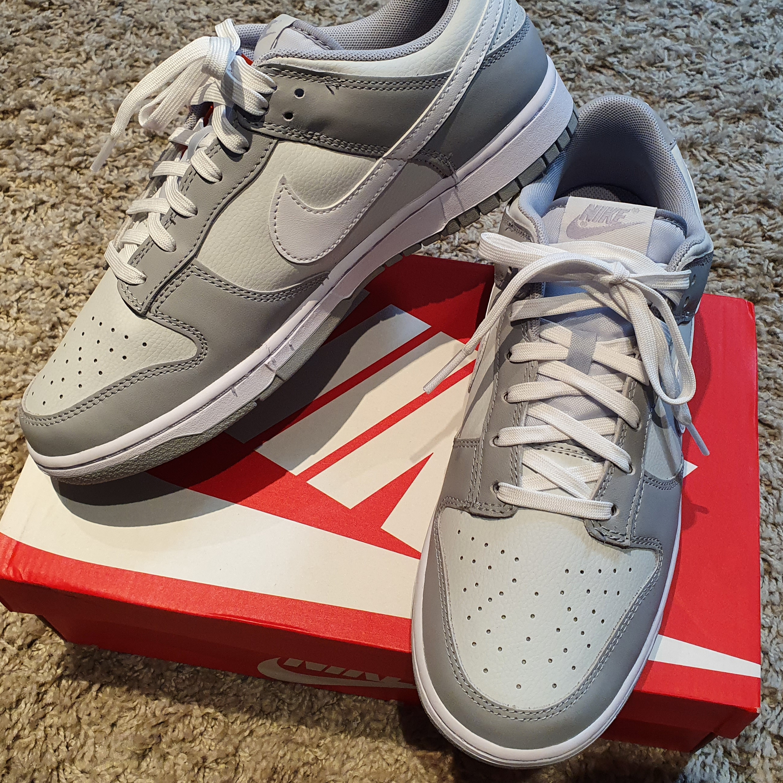 Nike Dunk Low Retro Wolf Grey 착용 스타일
