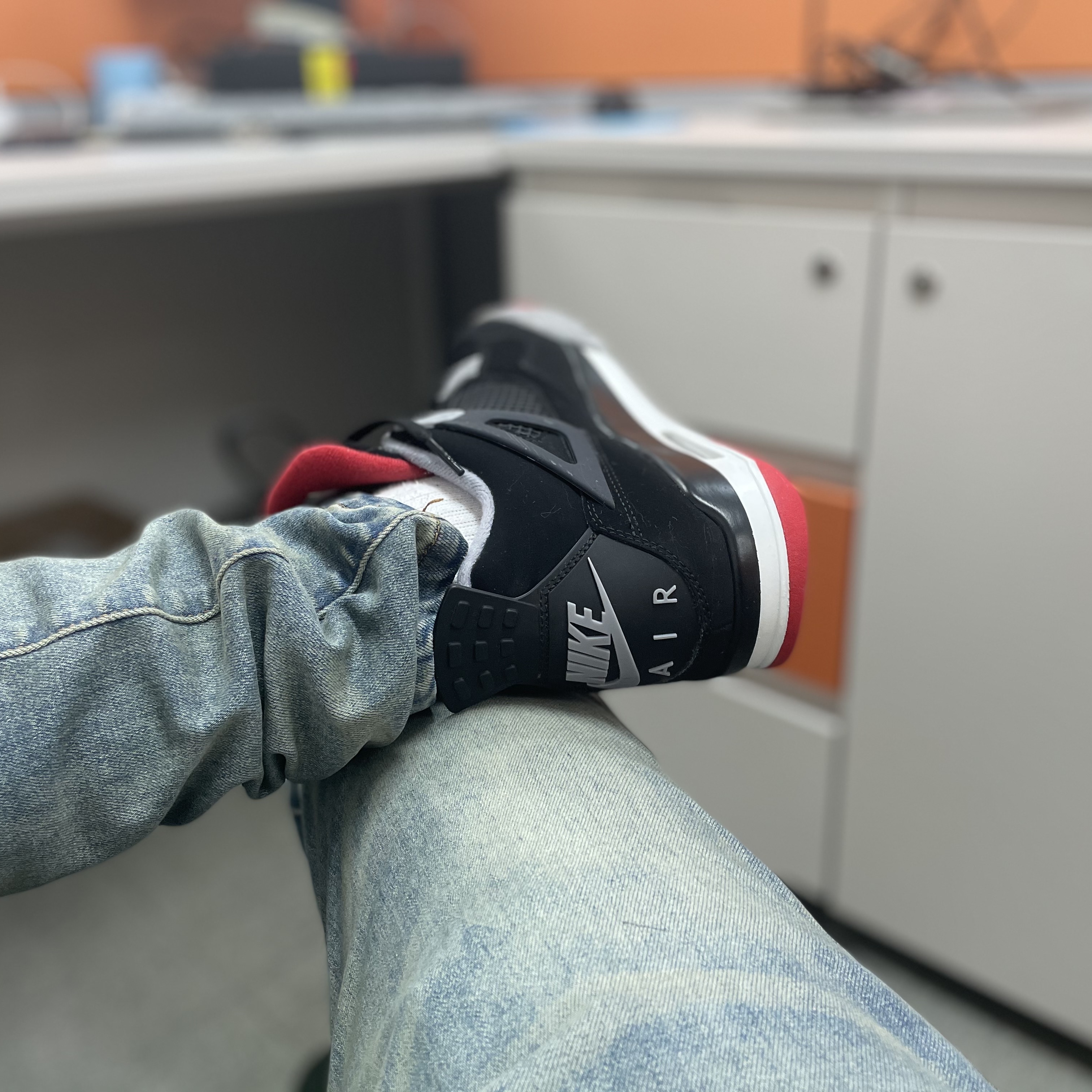 Jordan 4 Retro Bred 2019 착용 스타일 - 2