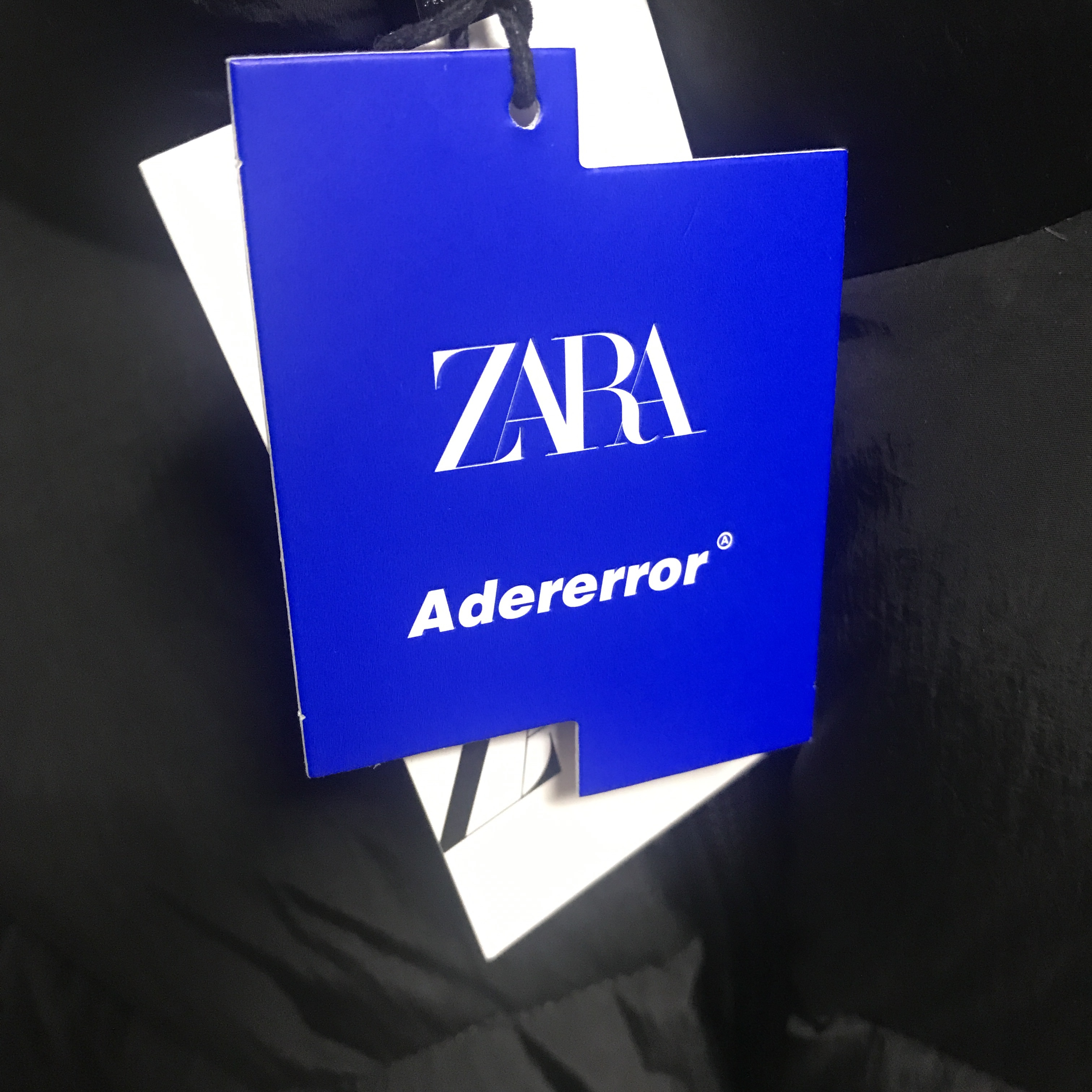 Zara x Ader Error Puffer Jacket Black 착용 스타일 - 2