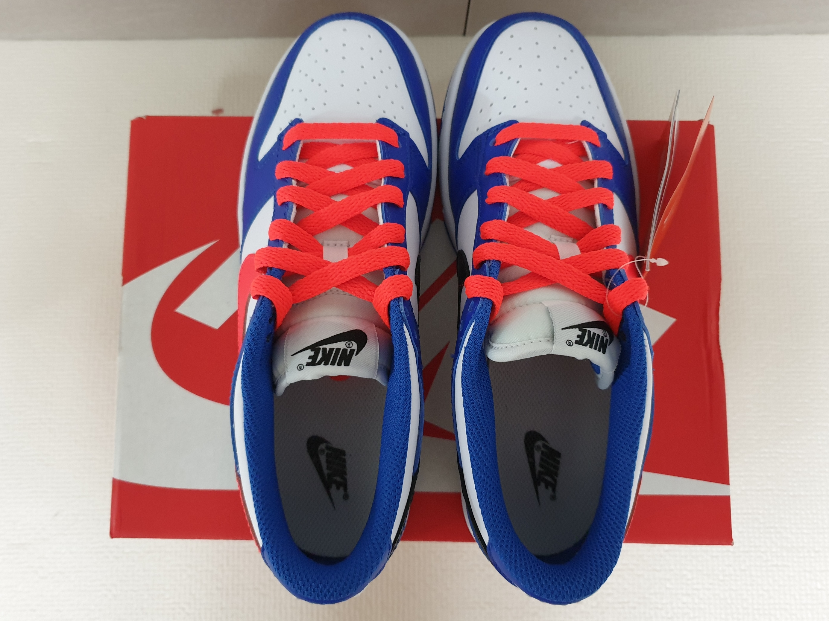(GS) Nike Dunk Low Bright Crimson Game Royal 착용 스타일 - 4