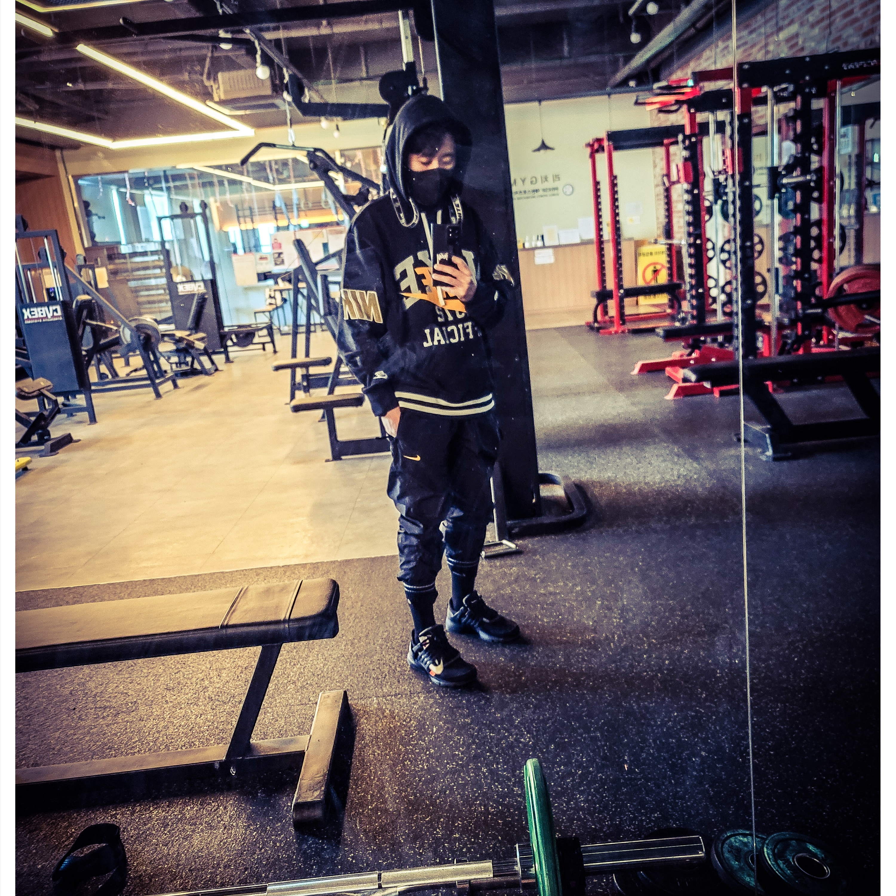 Nike x Off-White Air Presto Black, Nike x Drake Nocta Essential Track Pants Black - Asia 착용 스타일
