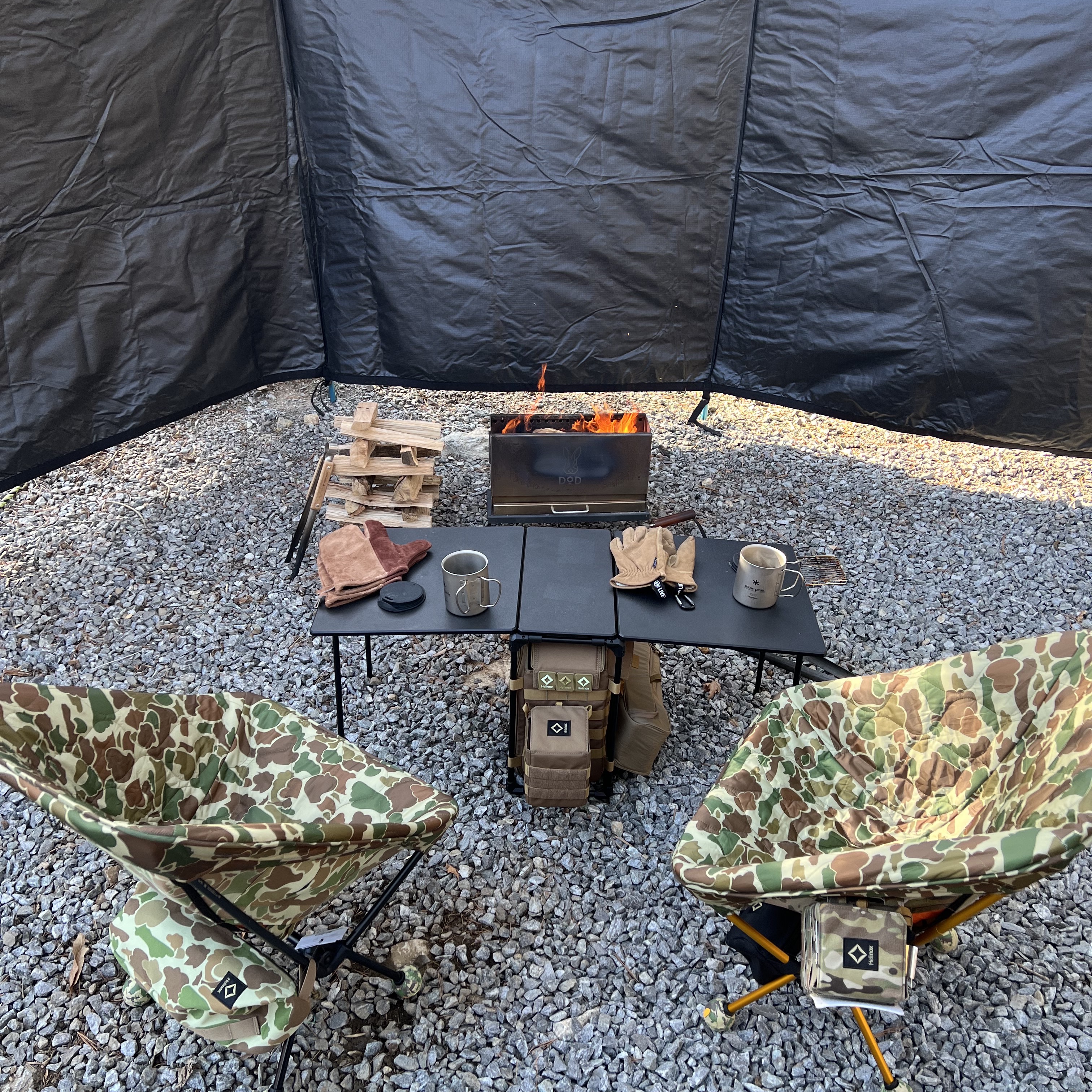 Helinox Tactical Chair Duck Camo, Helinox Tactical Field Cover Chair One Duck Camo Orange (Without Frame) 착용 스타일 - 3