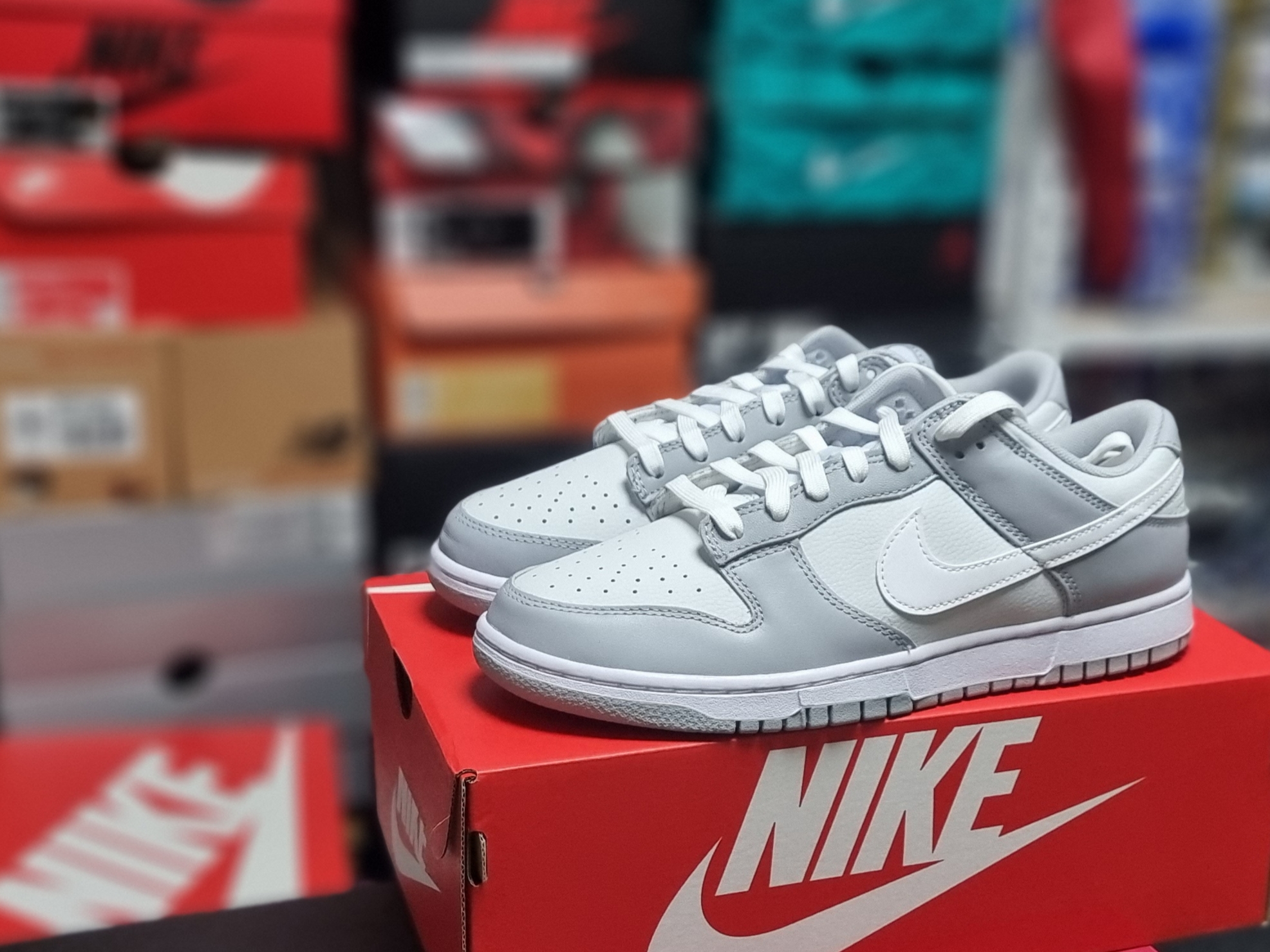 Nike Dunk Low Retro Wolf Grey 착용 스타일