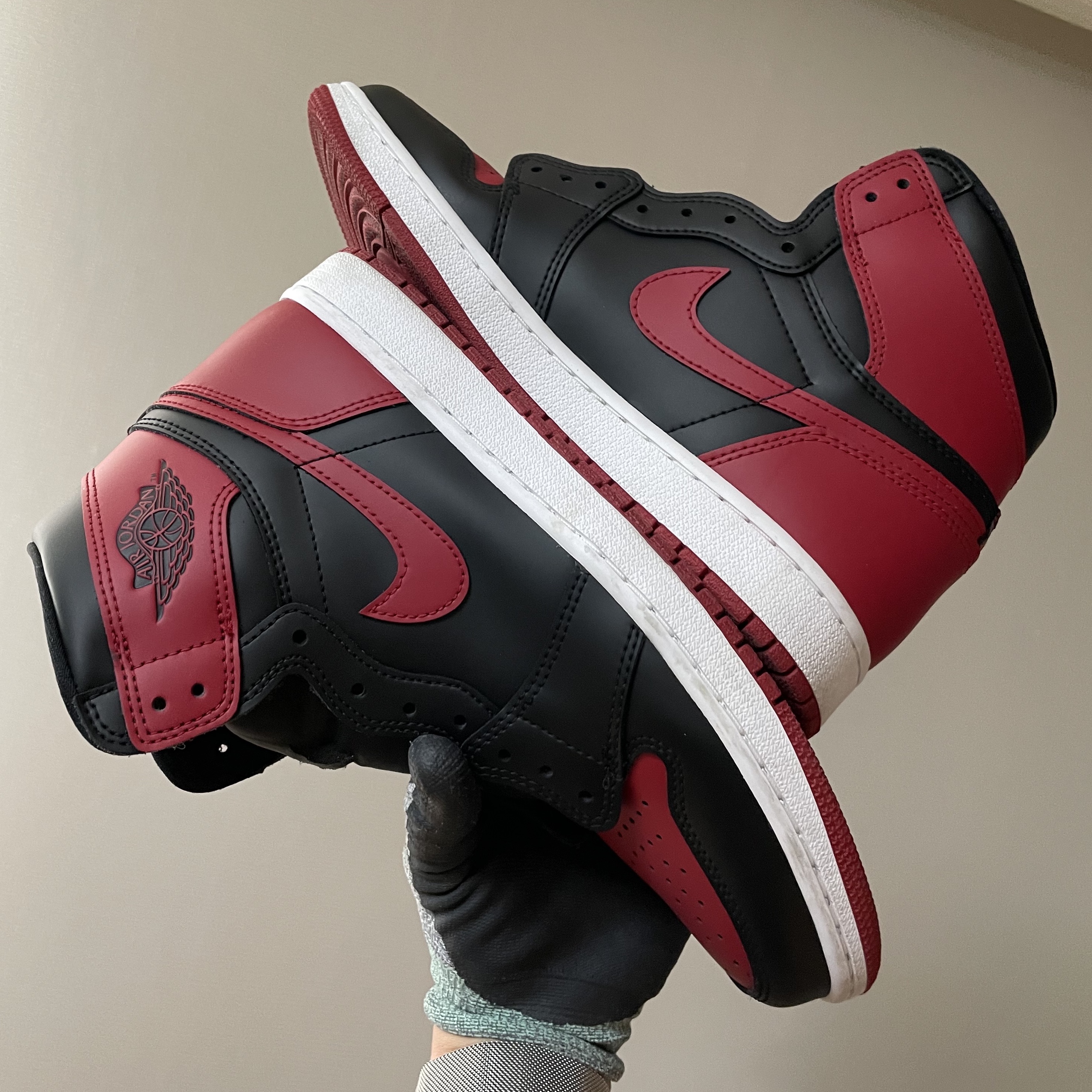 Jordan 1 Retro High OG Patent Bred 착용 스타일