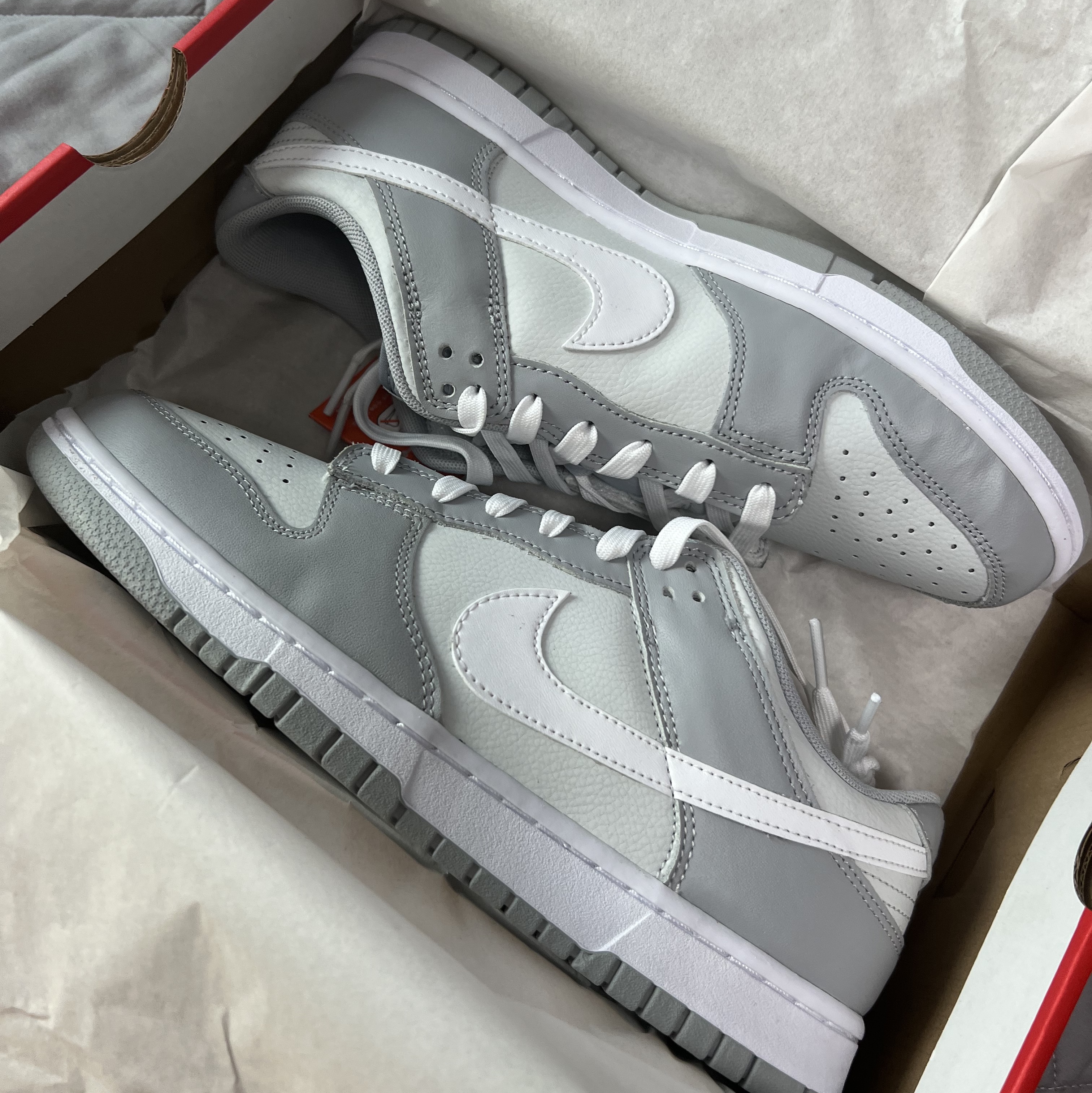 Nike Dunk Low Retro Wolf Grey 착용 스타일
