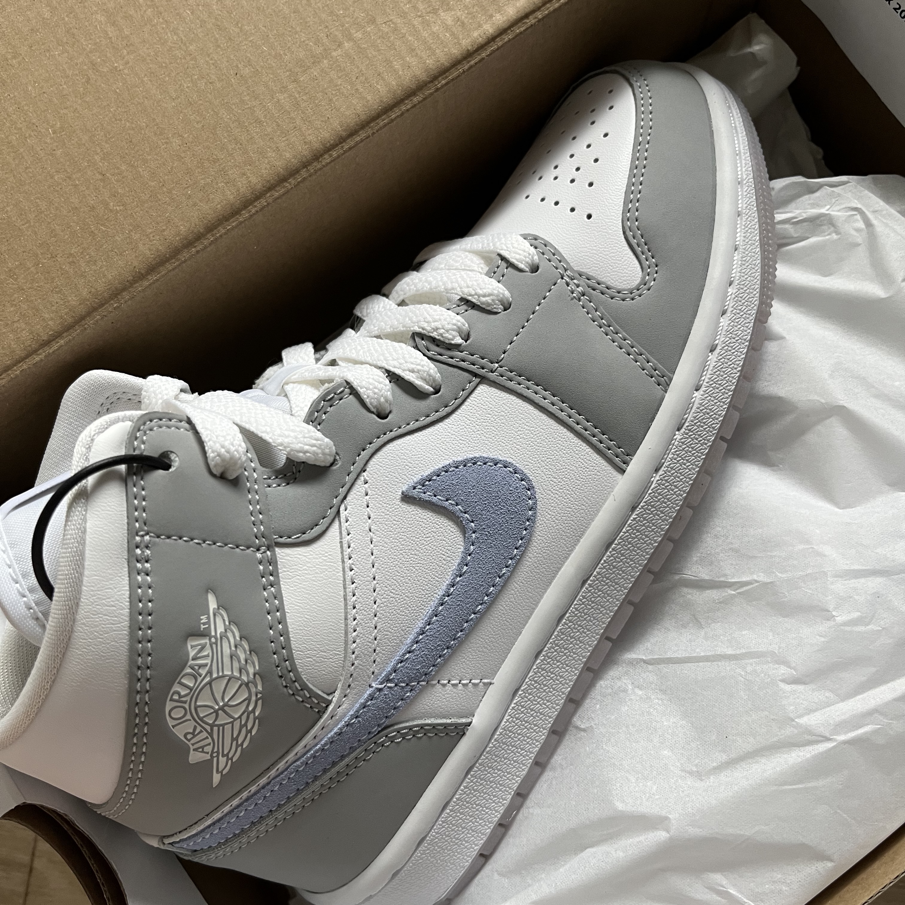 (W) Jordan 1 Mid Wolf Grey 착용 스타일